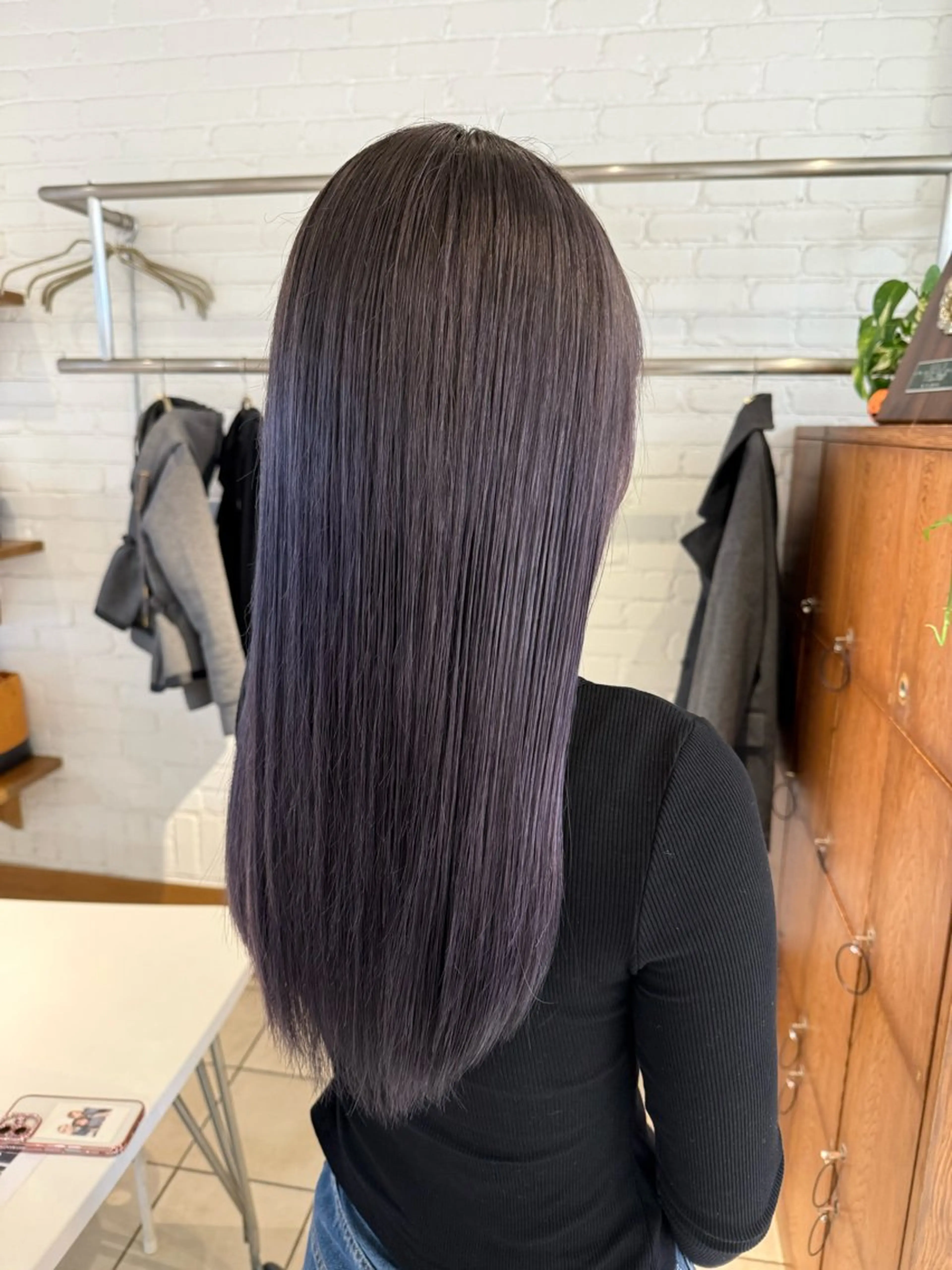 ロング 🌟デザインカラー 🌟コノミ🌟のヘアスタイル