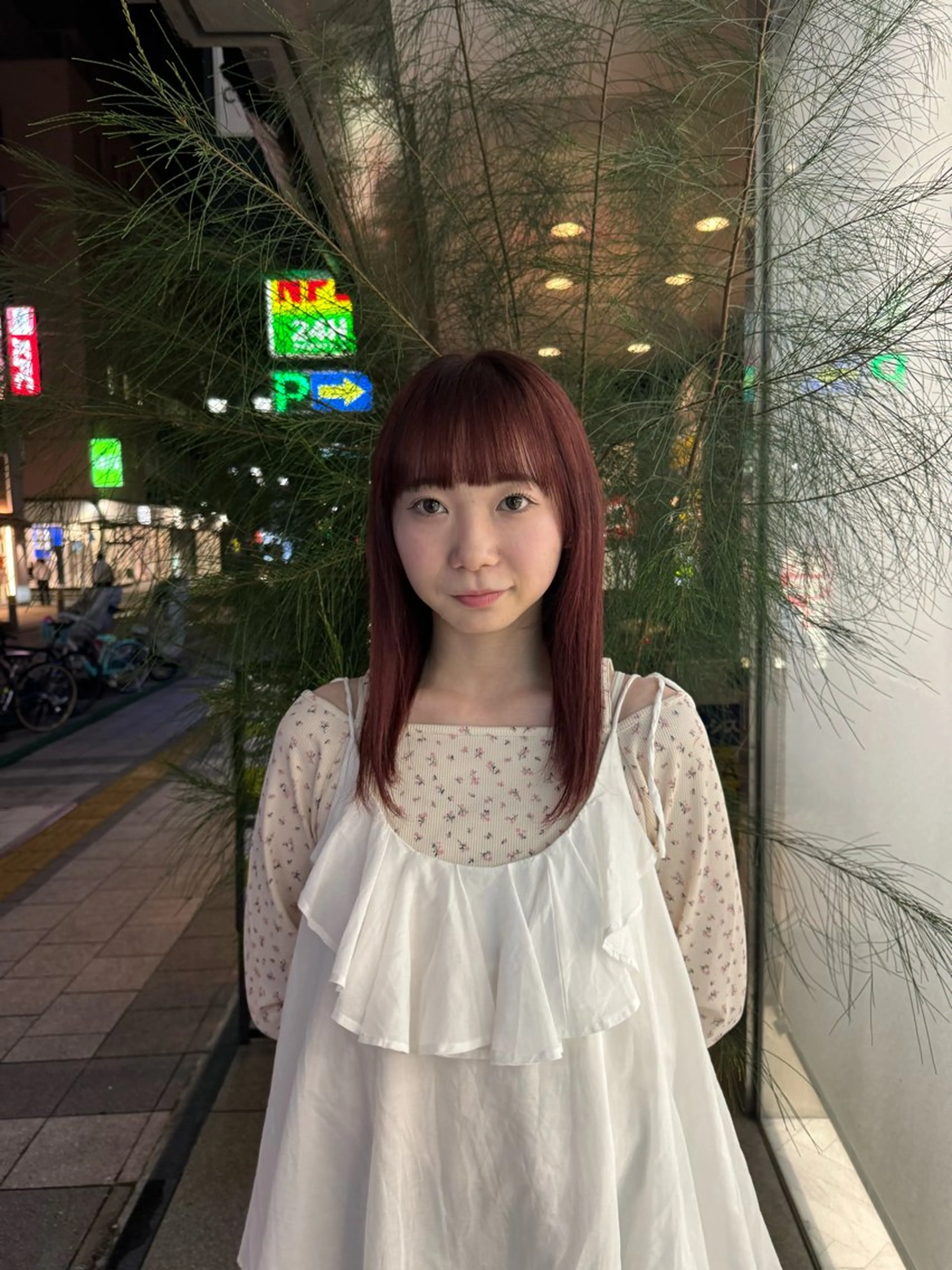 セミロング 顔まわりレイヤー 顔周りカット 髪質改善 レイヤーカット トリートメント ARISA︎ メンズ特化/パーマのヘアスタイル