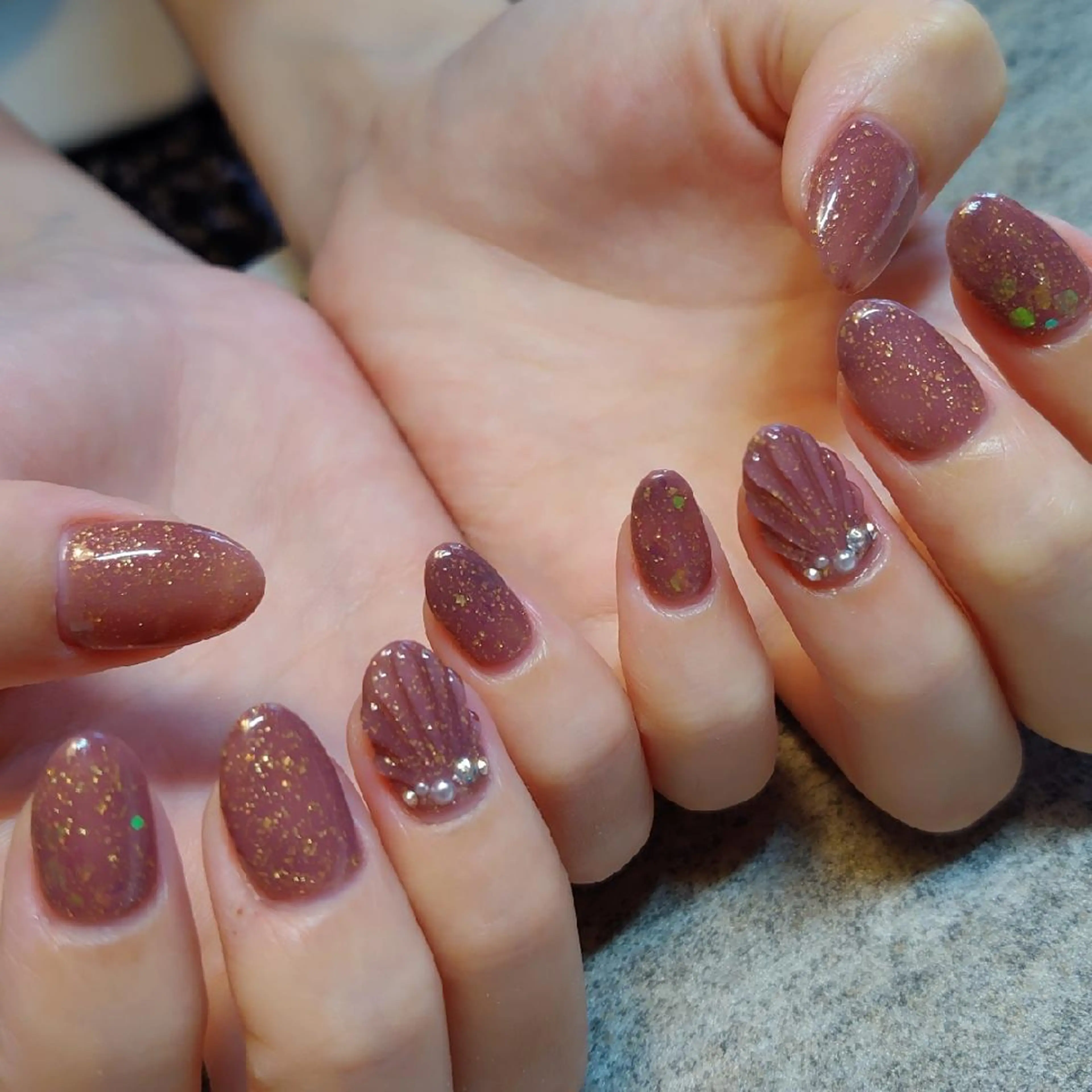 ネイル ジェヌインネイル 河内のネイルデザイン