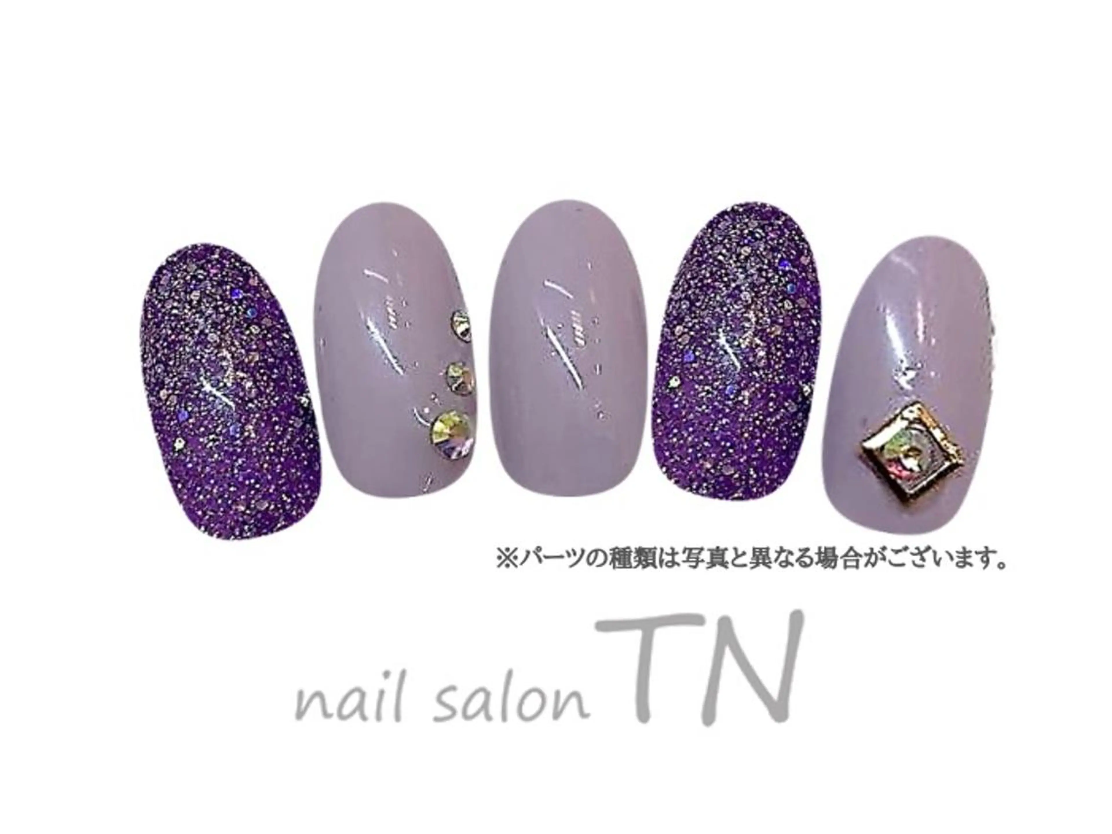 ミディアム ハンドネイル 矢川 まどかのネイルデザイン