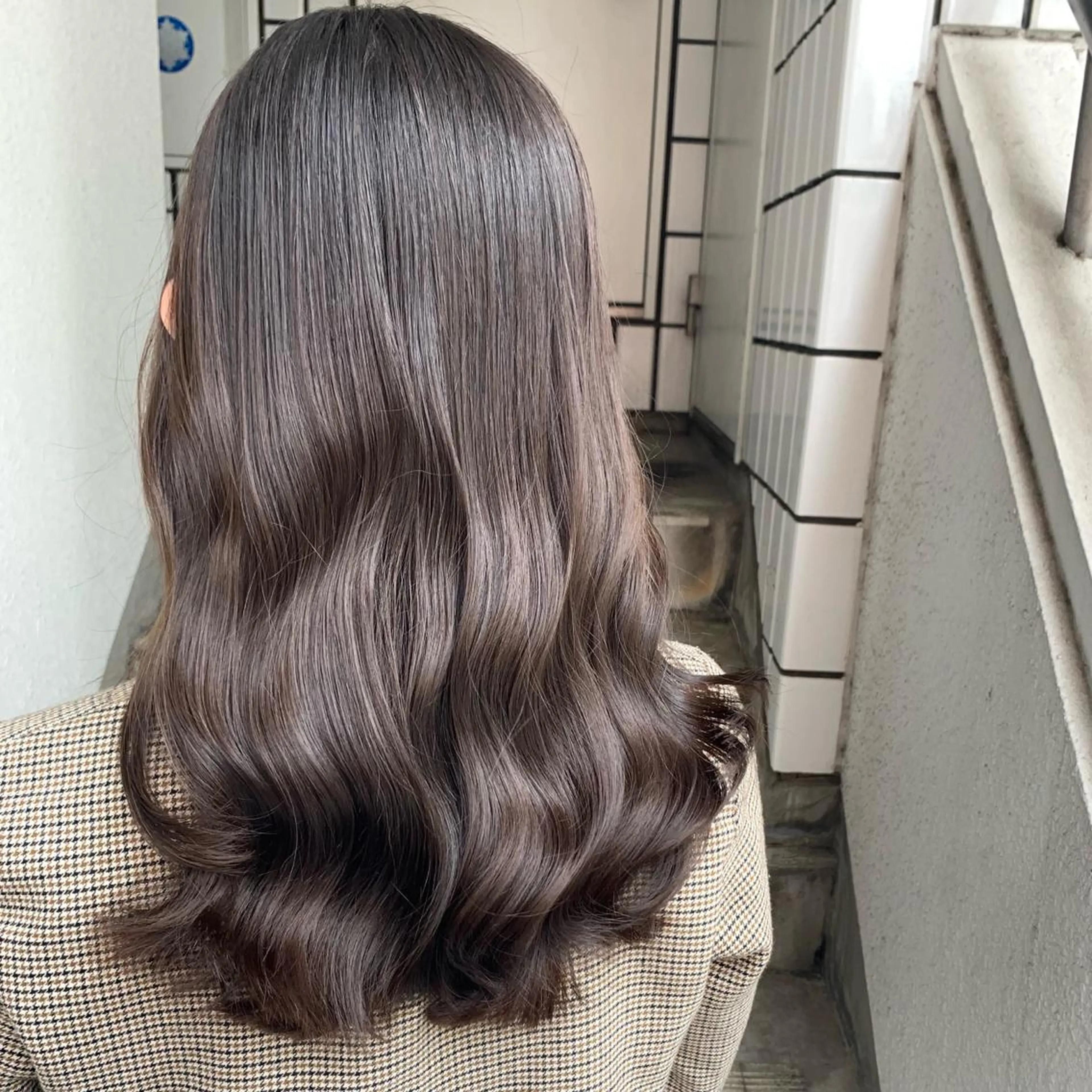 セミロング カラー ✨️美髪矯正×似合わ せ艶カラー✨藤田透のヘアスタイル