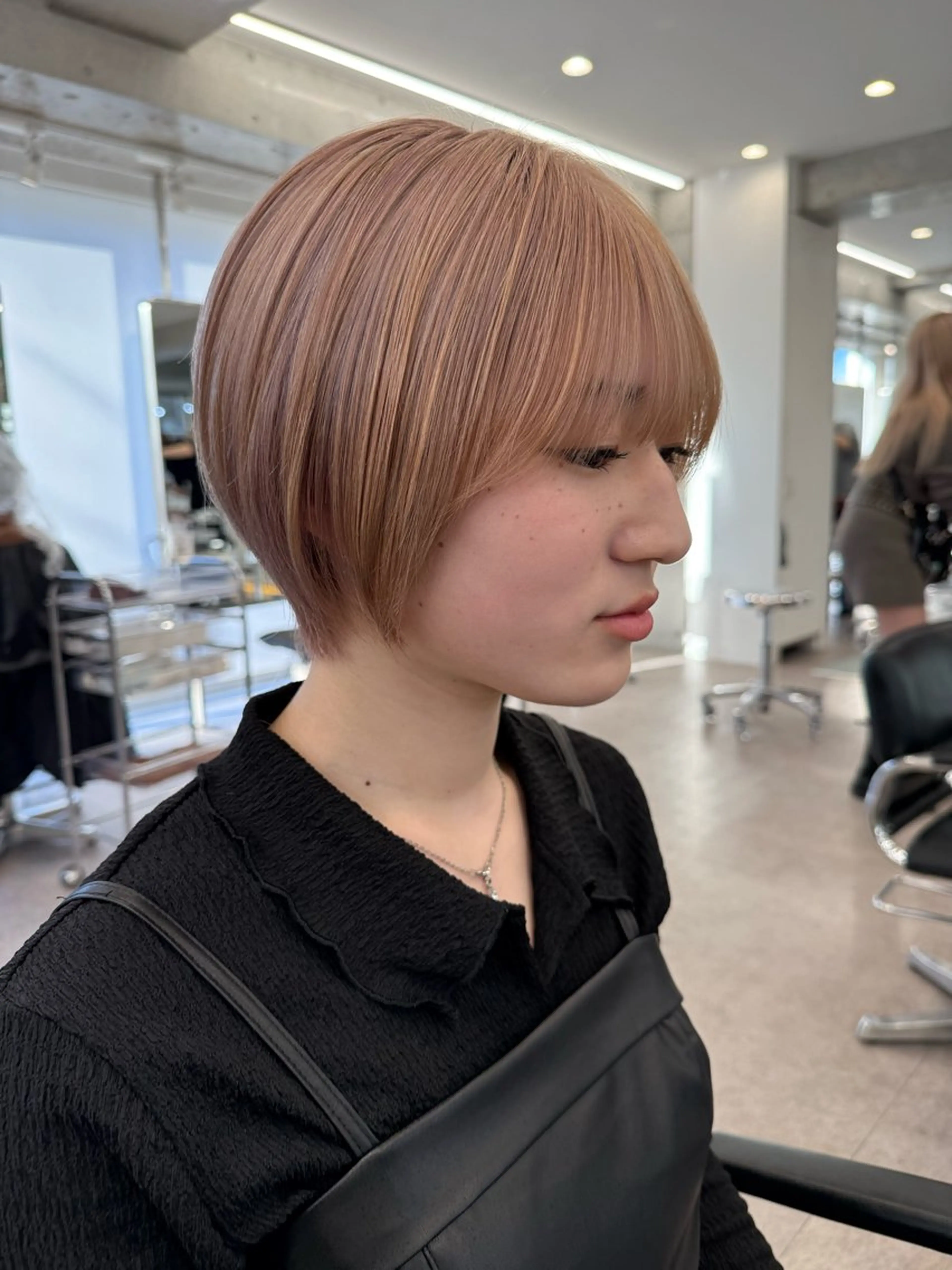 ショート ミルクティーベージュ /ボブ/あげは🎀のヘアスタイル