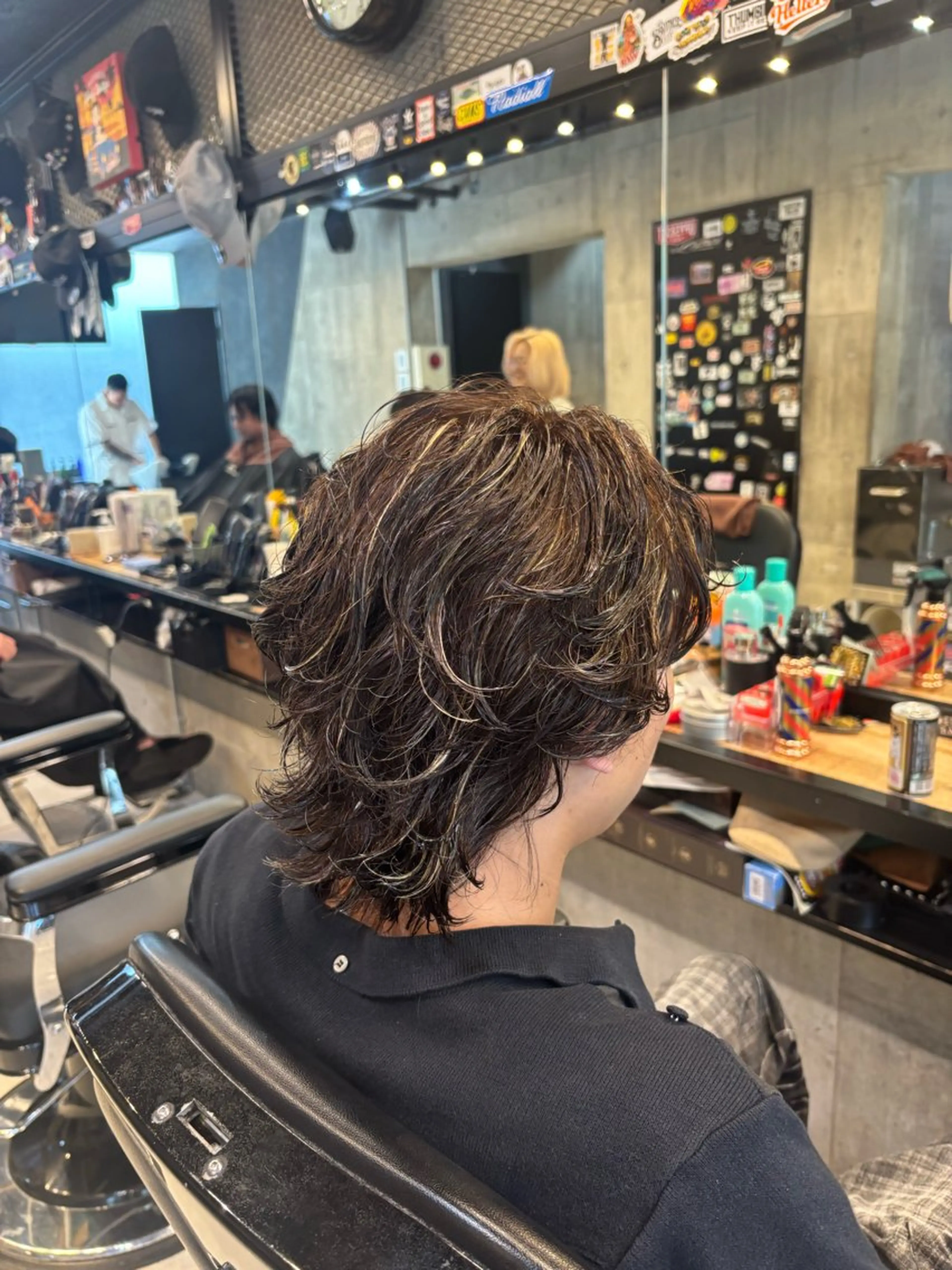 カラー メンズ メンズハイライト メンズメッシュ ブラウンカラー ハイライトカラー メッシュ ヘアカラー 文月 FUZUKIのヘアスタイル