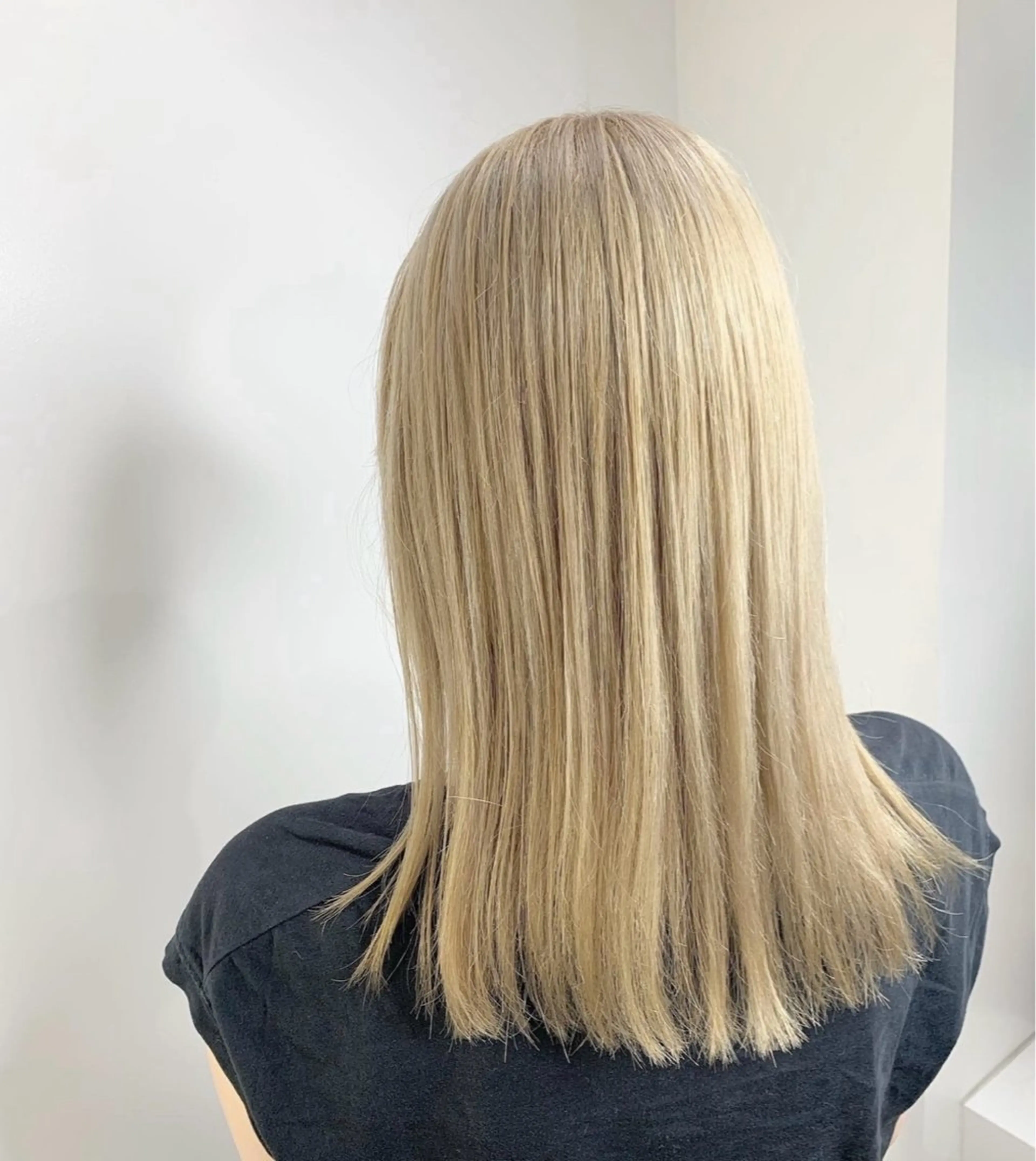 セミロング カラー 🍀︎Reika 🍀のヘアスタイル