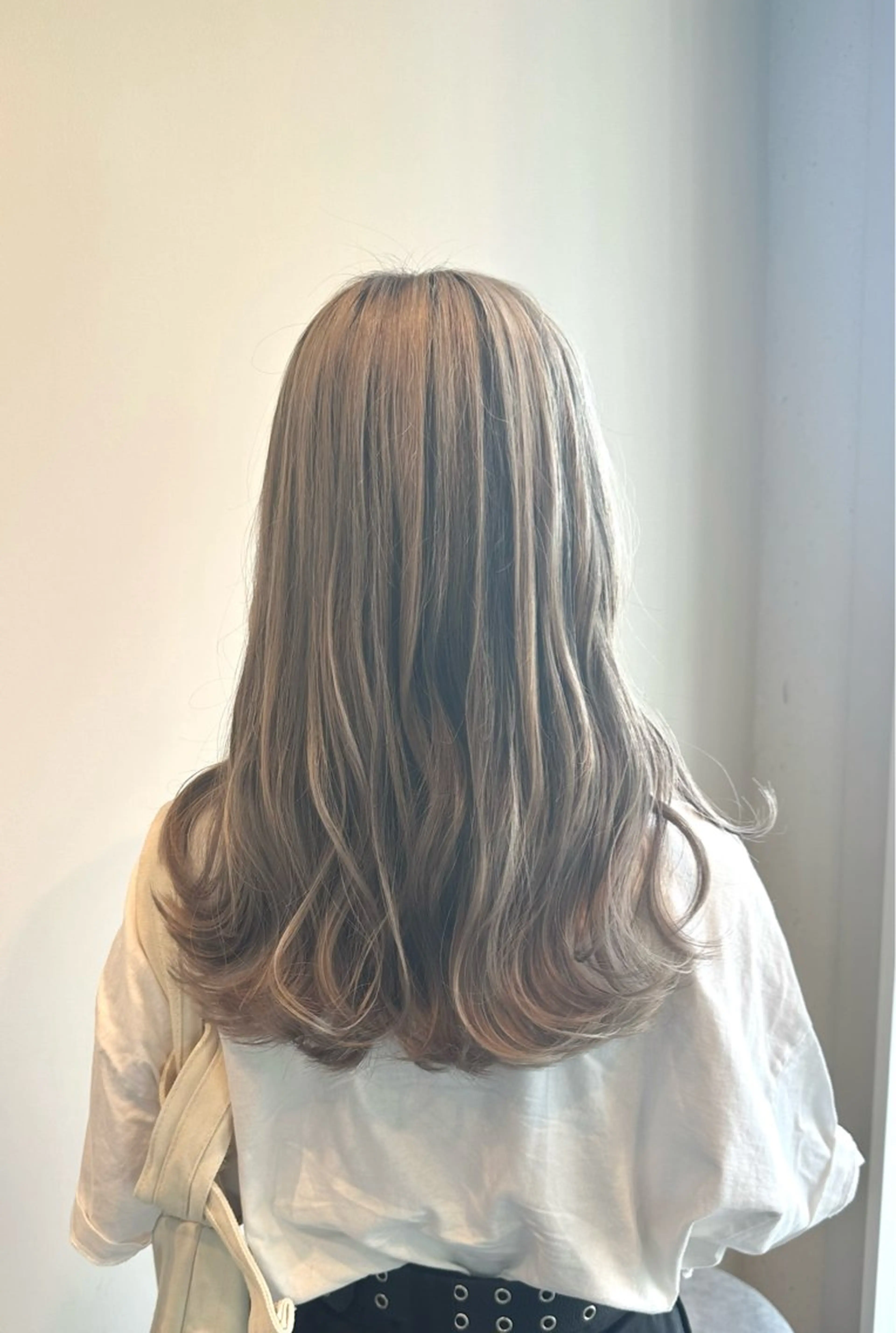 セミロング カラー カット ヘアカラー トリートメント ✨髪質改善/ハイトー ン/艶髪高山のヘアスタイル