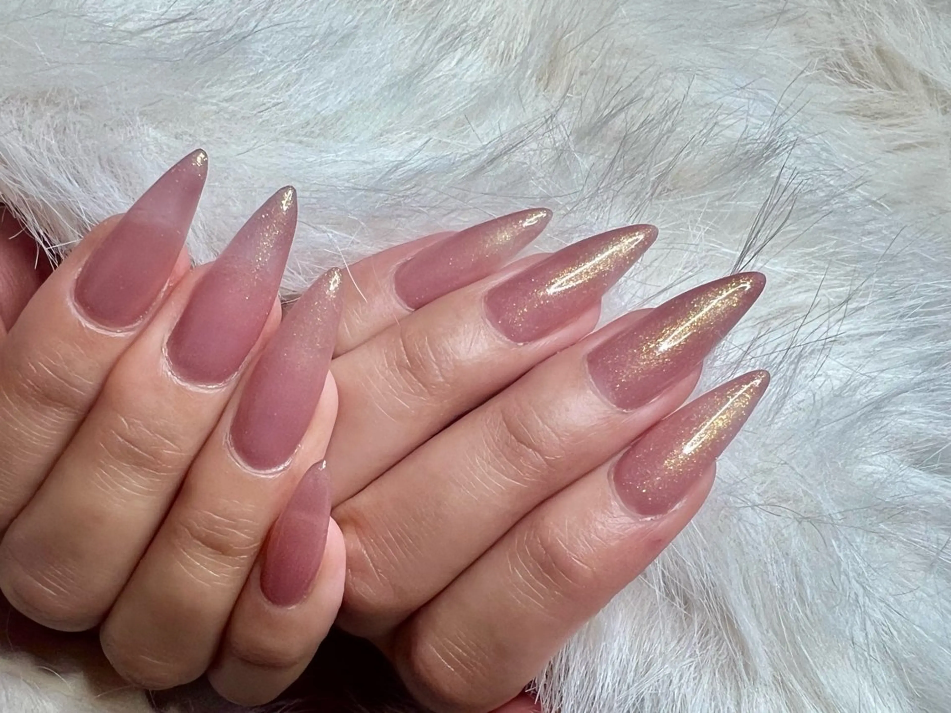 ネイル リボン、ガーリー パーツ放題専門店のネイルデザイン