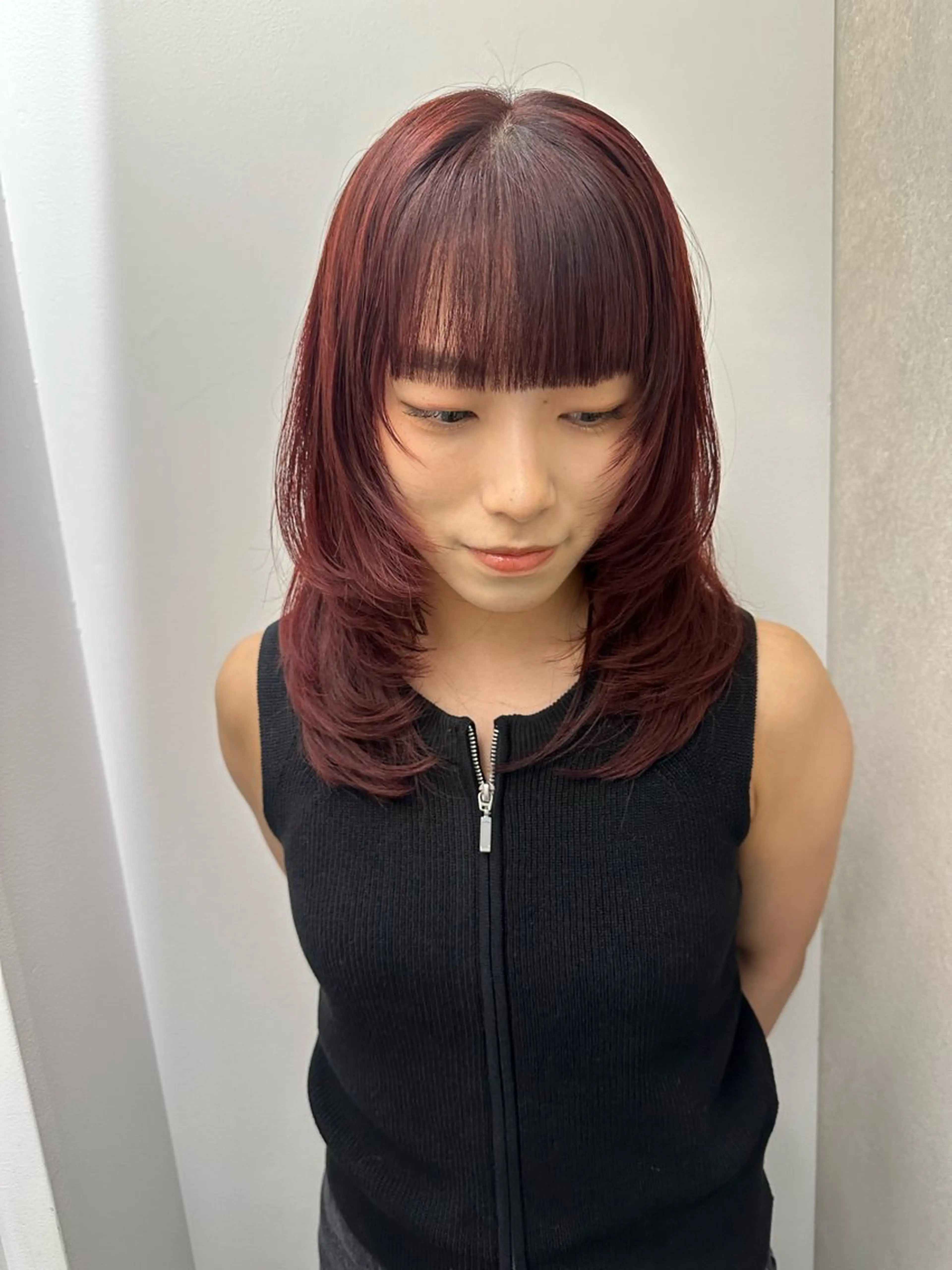 セミロング カット ヘアカラー 韓国ヘアメンズ・レデ ィース特化ミクのヘアスタイル