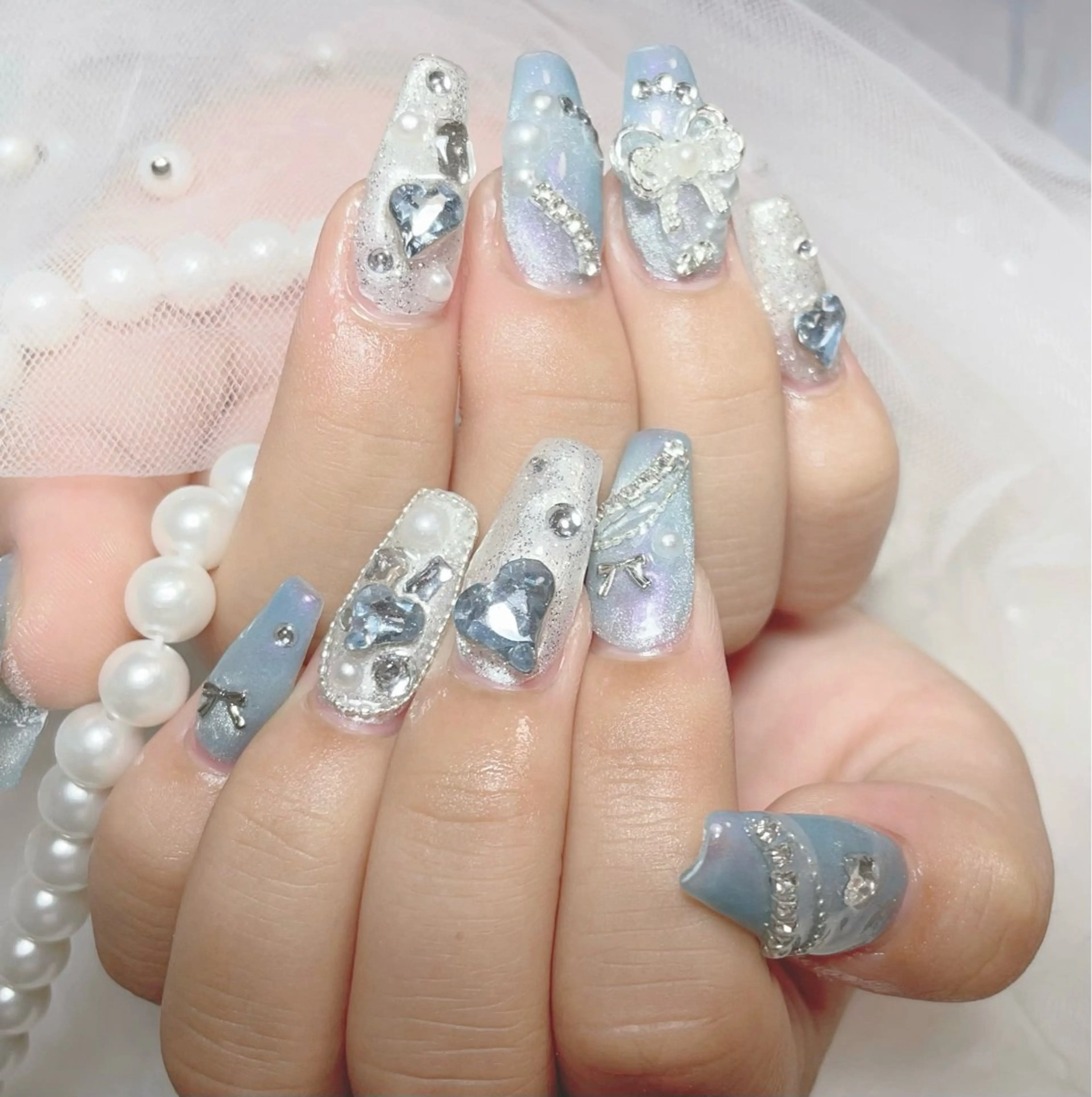 ネイル フットネイル ジェルネイル マグネットネイル パラジェル ハンドネイル B·U Nail大宮 長さだし専門店のネイルデザイン