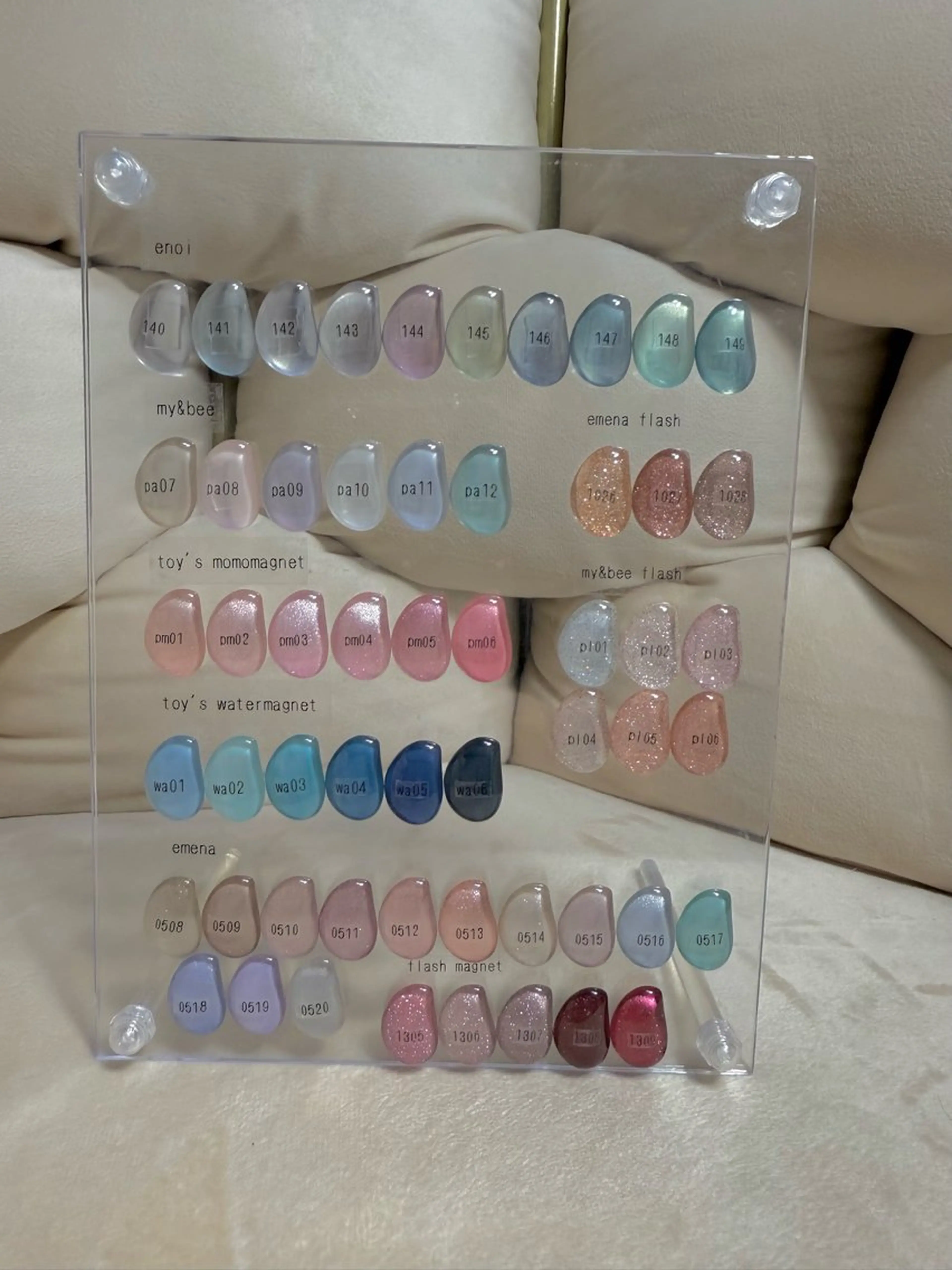 ネイル マグネットネイル ハンドネイル lumiere karinのネイルデザイン