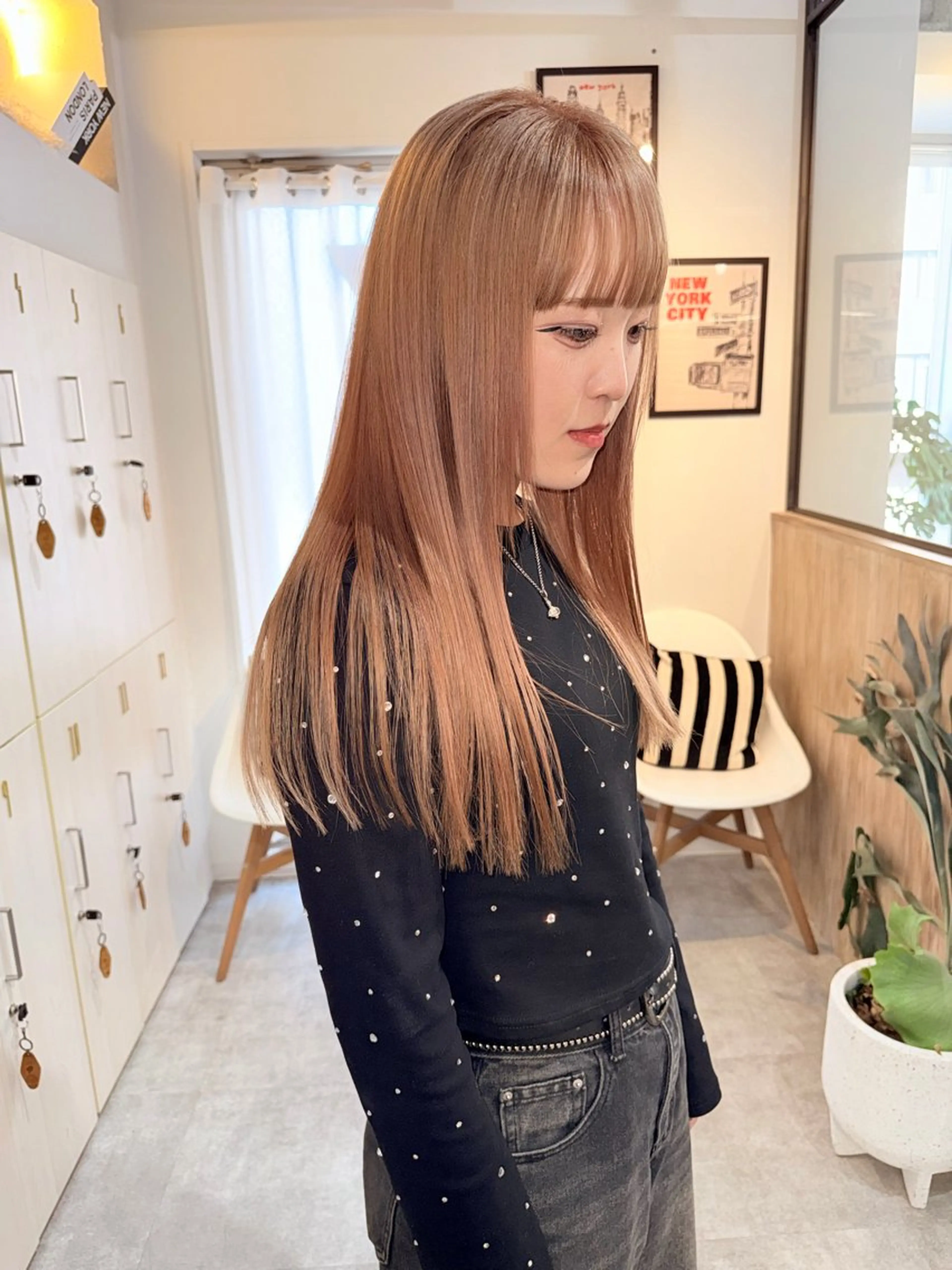 ロング カラー Aika LA.MIUのヘアスタイル