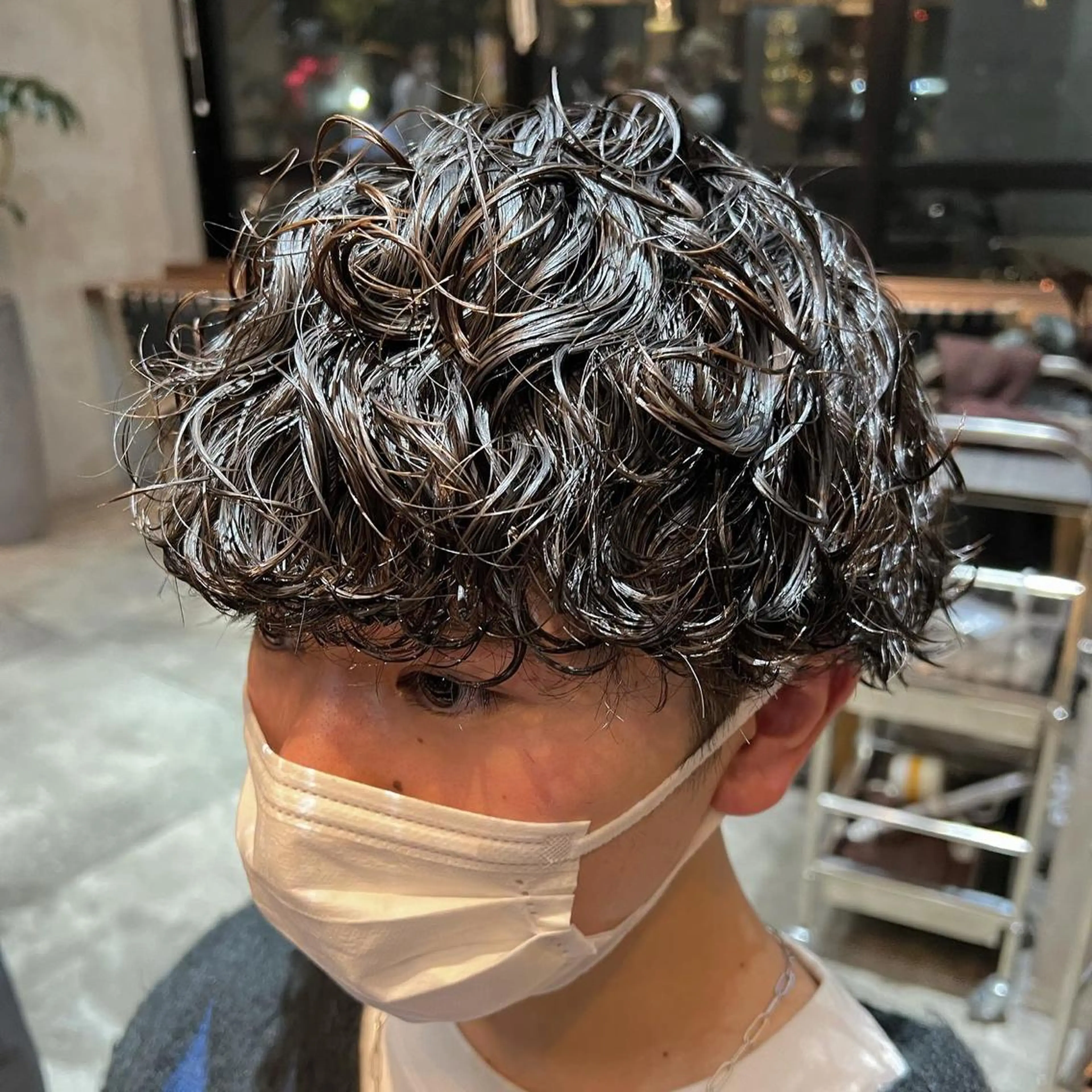 ショート パーマ メンズ カット パーマ トリートメント 波巻きスパイラルパー マ/シャドウパーマ駿のヘアスタイル