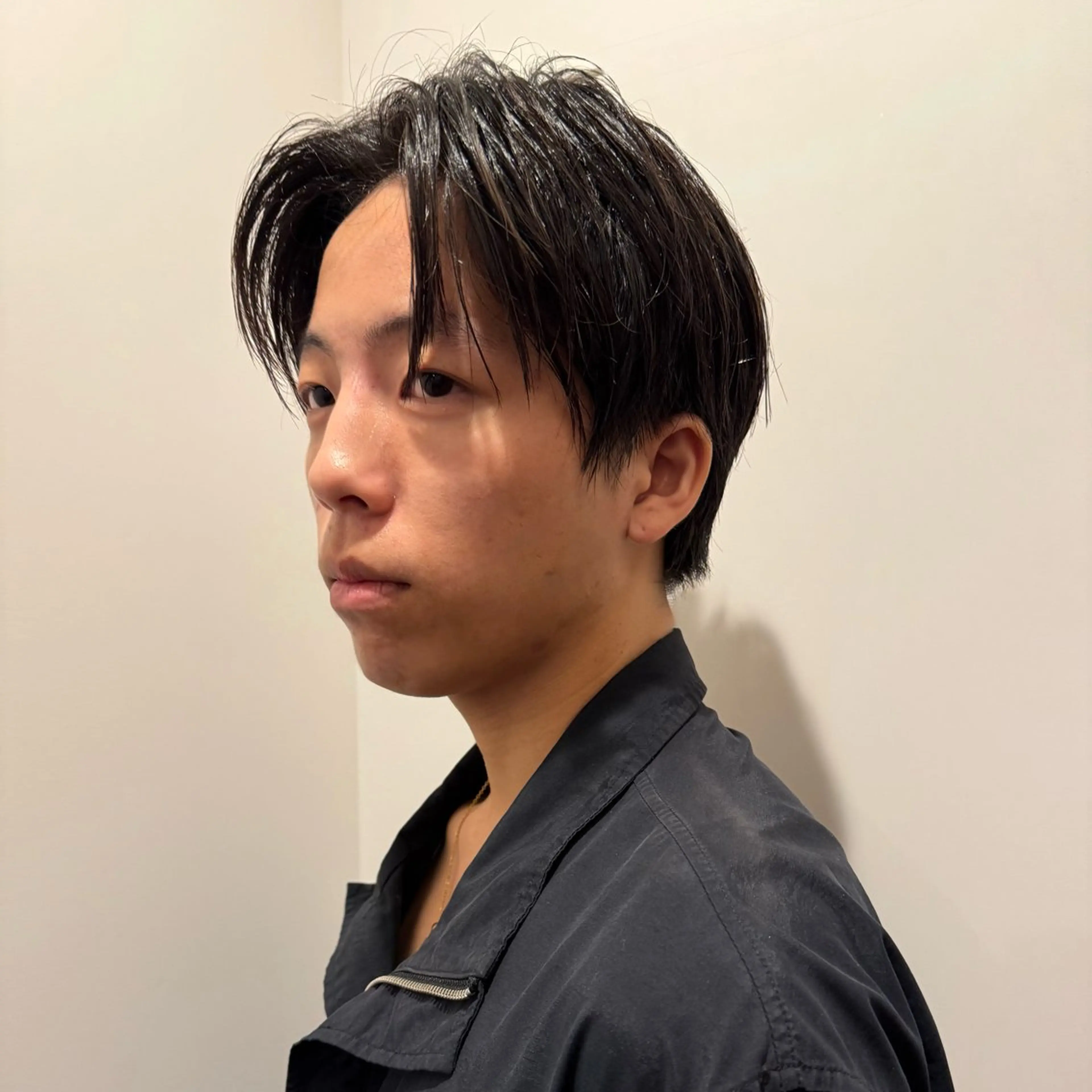 ショート カット 【レイヤー/透明感/ ハイトーン】Rionのヘアスタイル