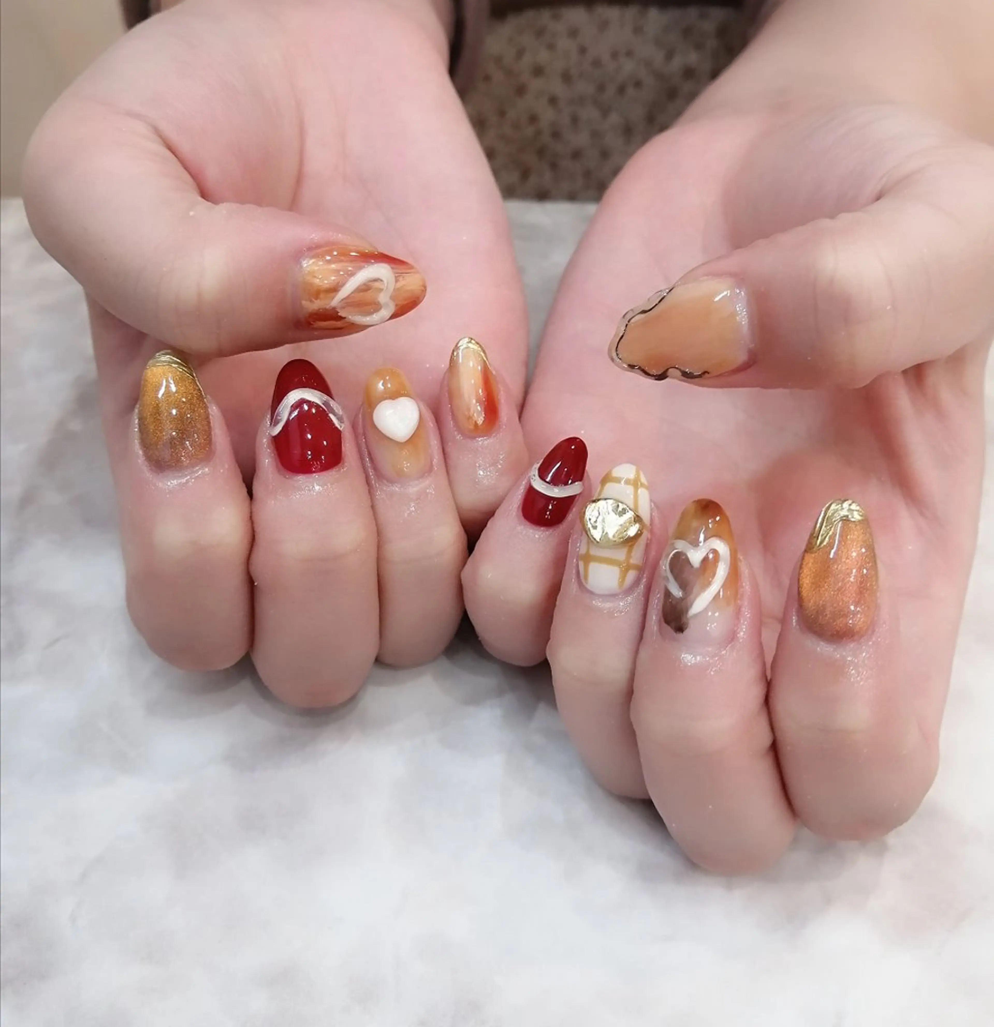 ネイル 持ち込み ニュアンスネイル ハンドネイル フットネイル I.プライベート ネイルサロンのネイルデザイン