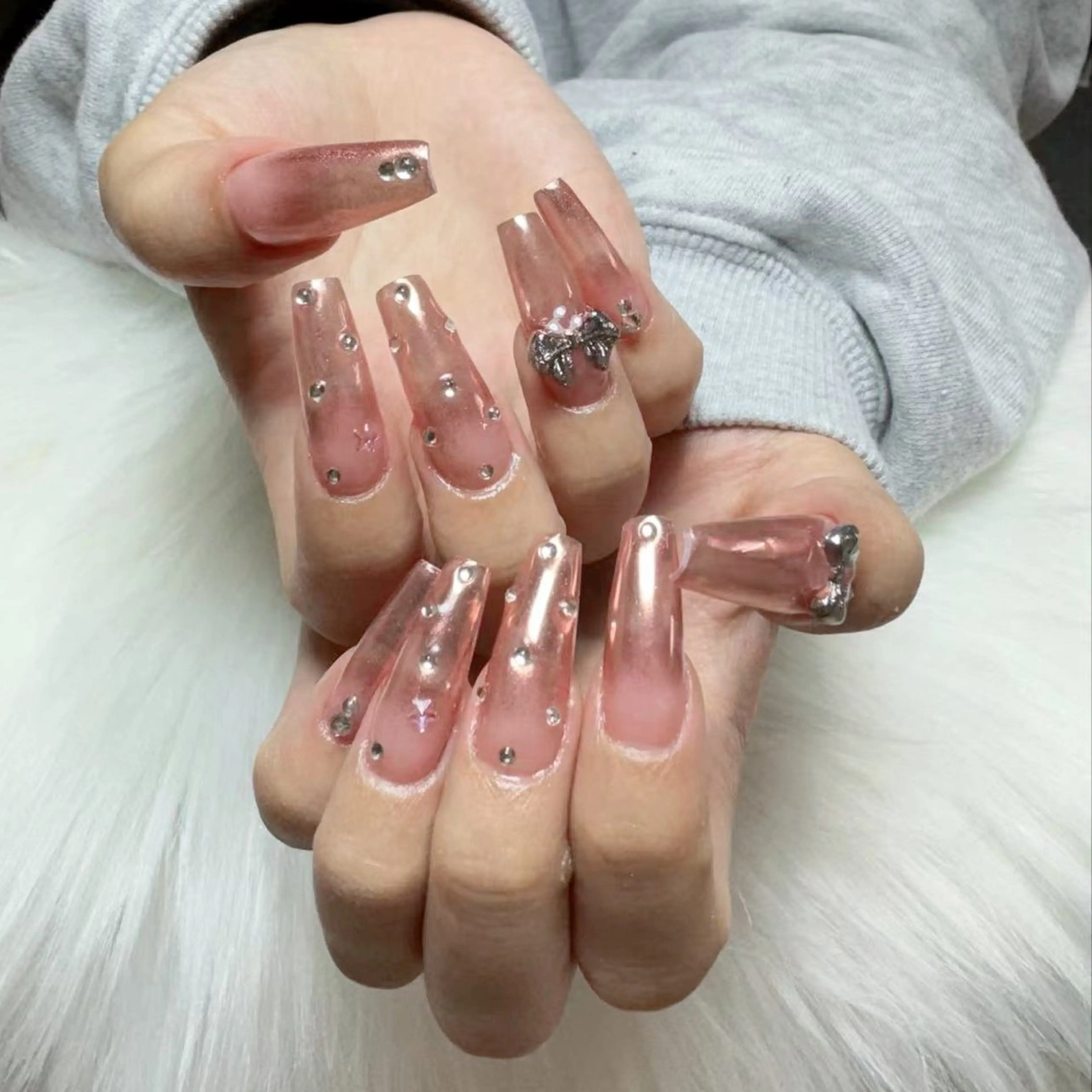 ネイル ハンドネイル 🎀nana🫧 ワンホンネイル🎀のネイルデザイン