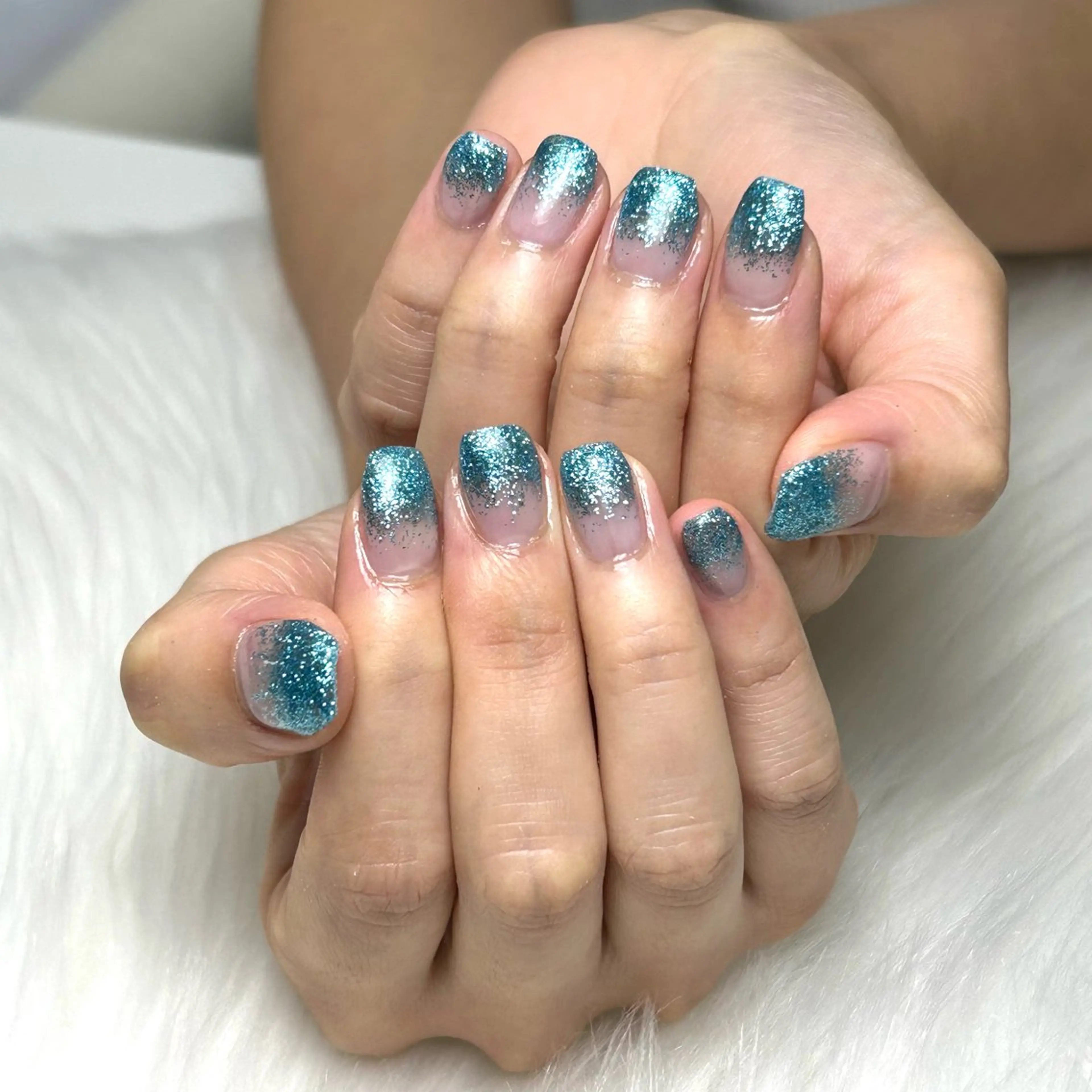 ネイル ブルー ラメ(グリッター) ラメグラデーション Nailist Yuunaのネイルデザイン