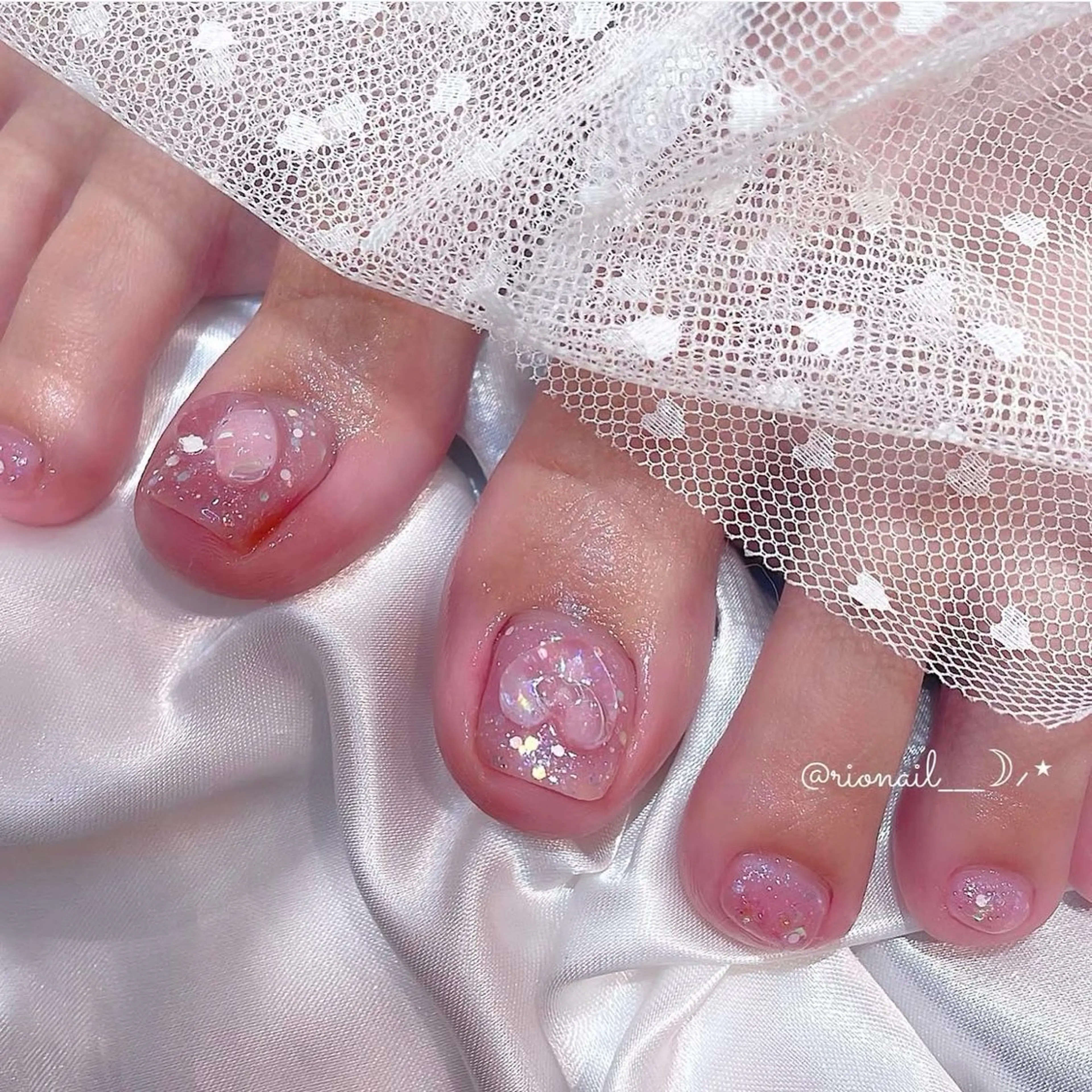 🎀フットネイルコース⭐︎フットバス付き⭐︎(オフあり)✨新規オフ無料✨¥7500 + アート代の写真