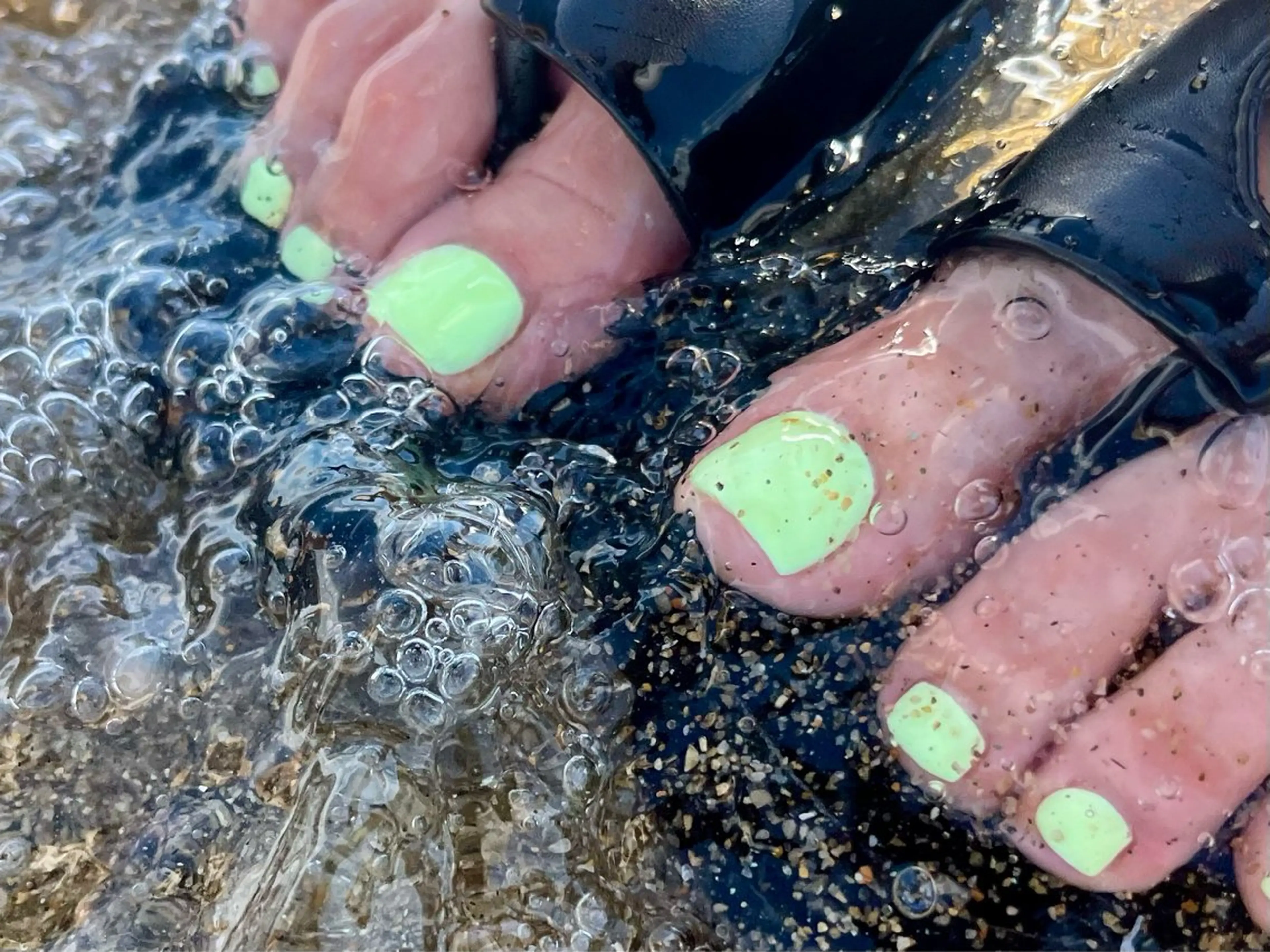 ネイル フットネイル repos 金山ネイルサロンのネイルデザイン