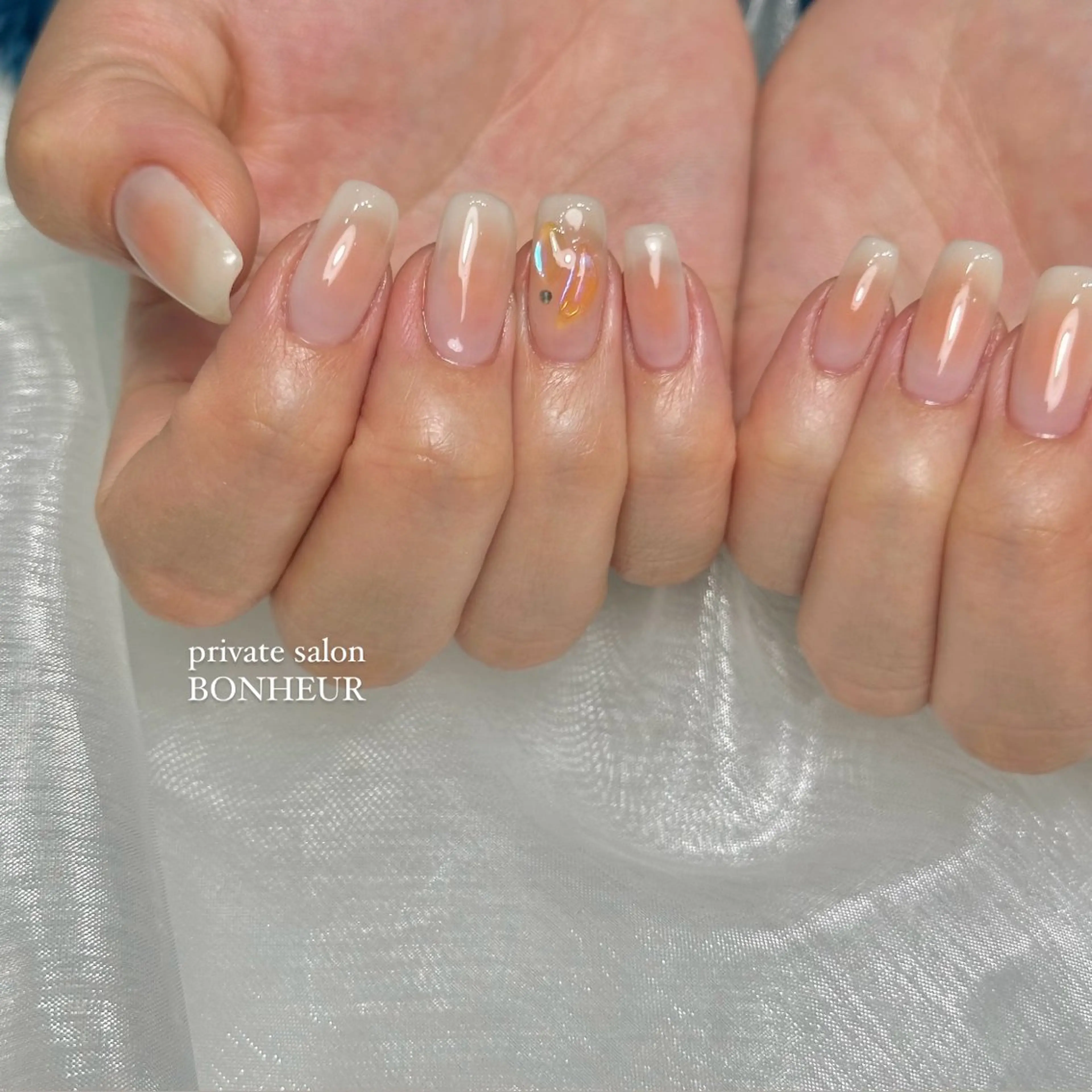 ネイル ハンドネイル BONHEUR Annaのネイルデザイン