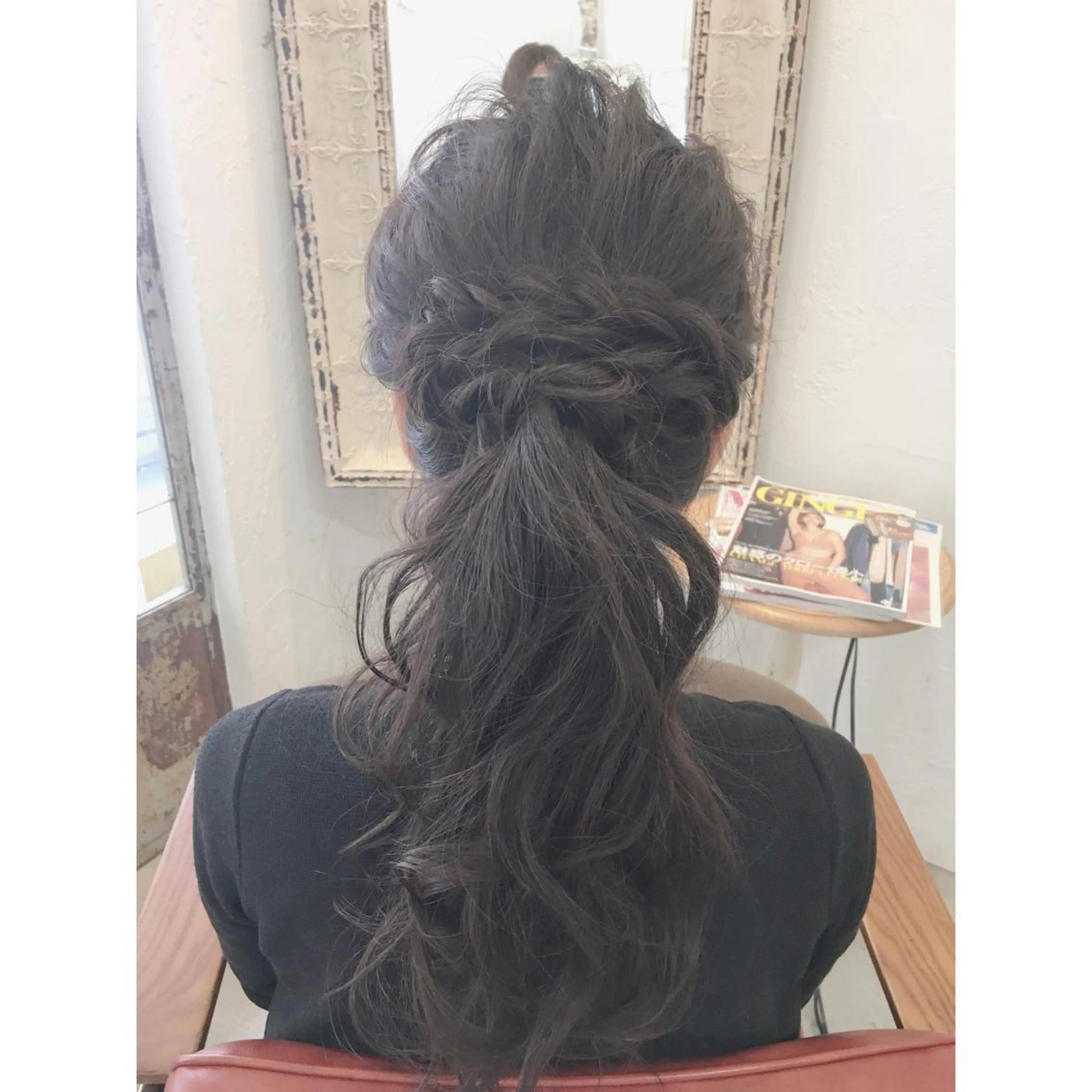 ロング ヘアアレンジ fio マナミのヘアスタイル