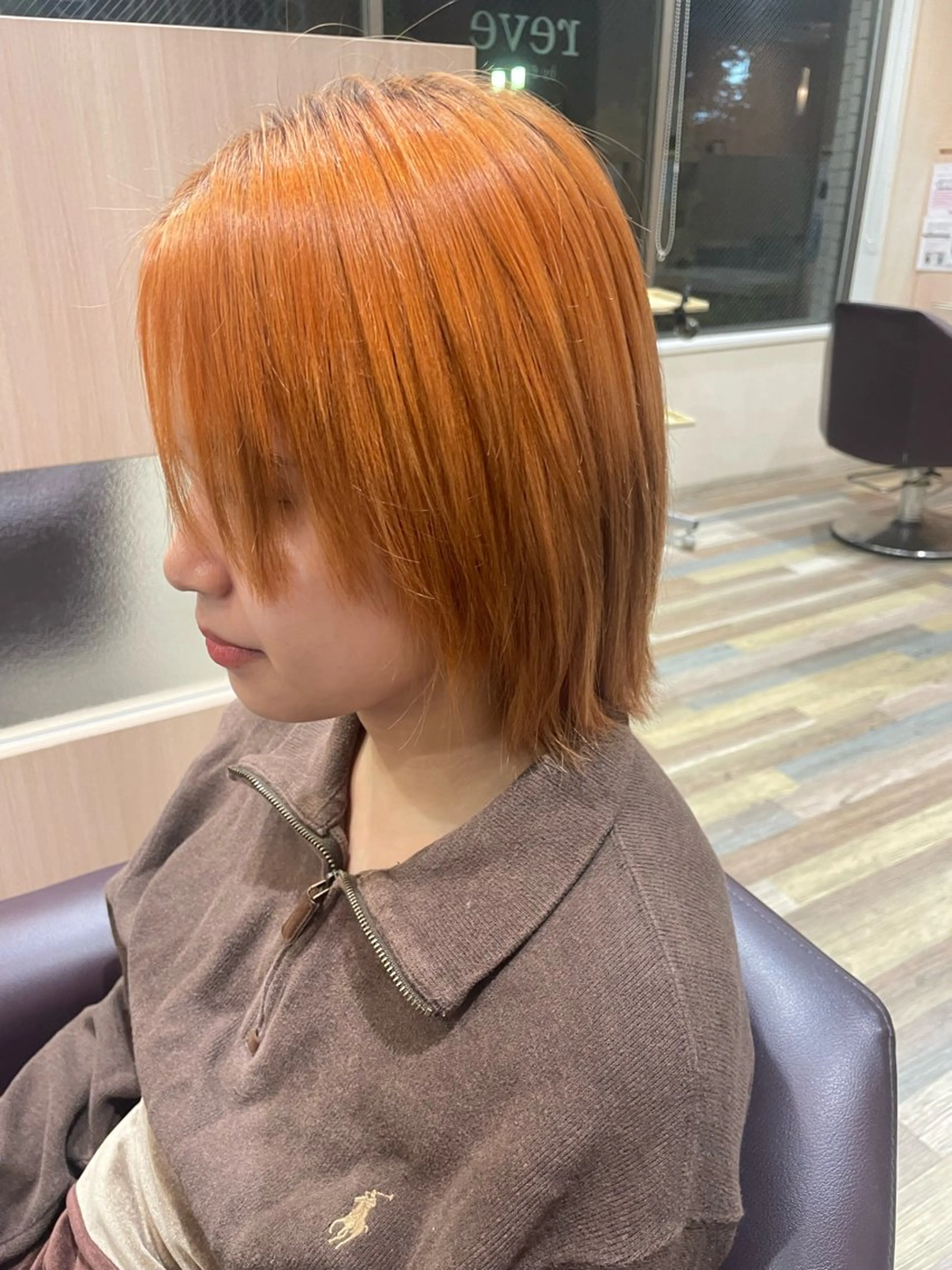 カラー reve by first所属・下澤 天音のヘアスタイル