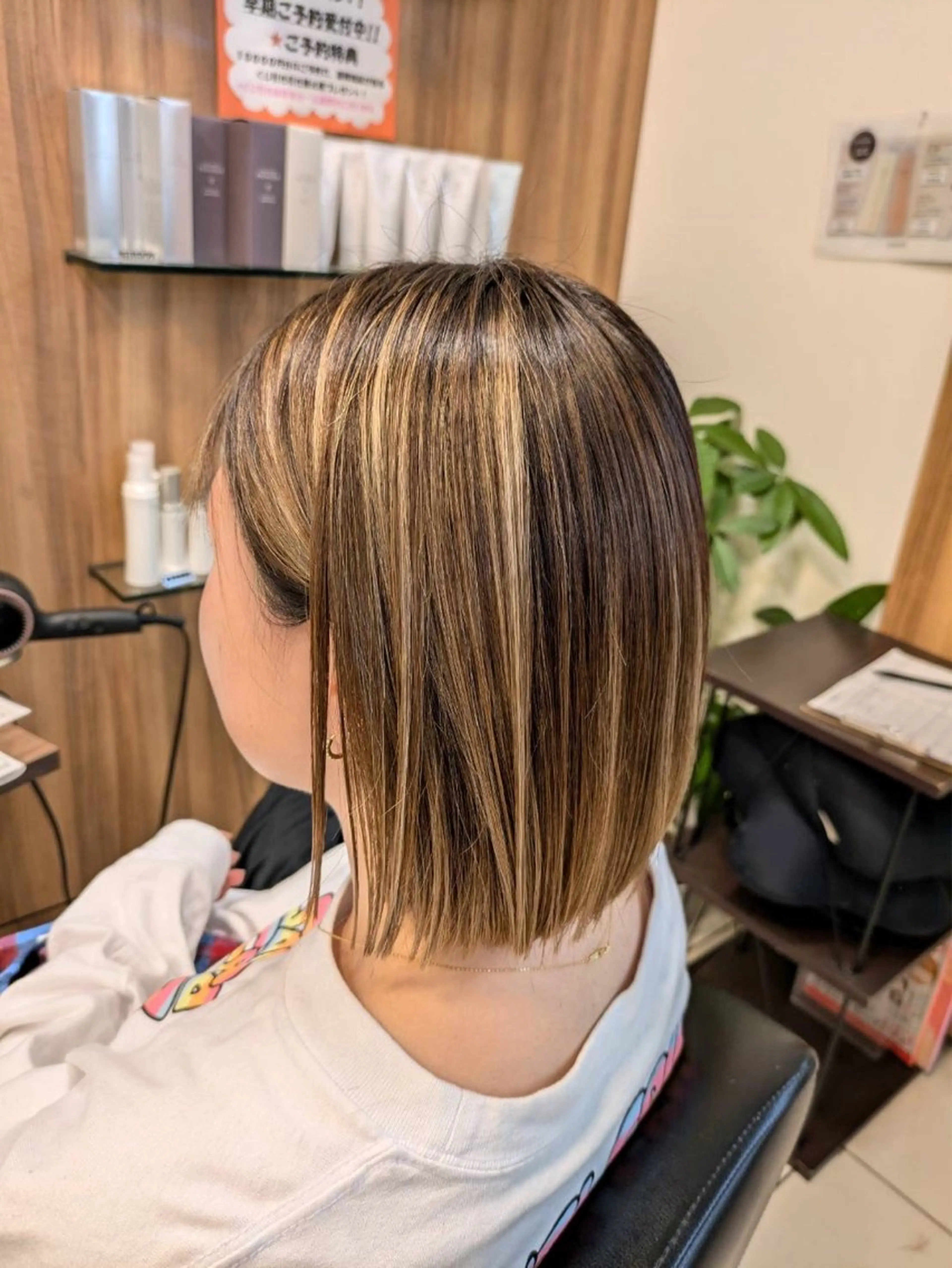 ミディアム 切りっぱなしボブ ボブ 似合わせカット jouir_ yukiのヘアスタイル