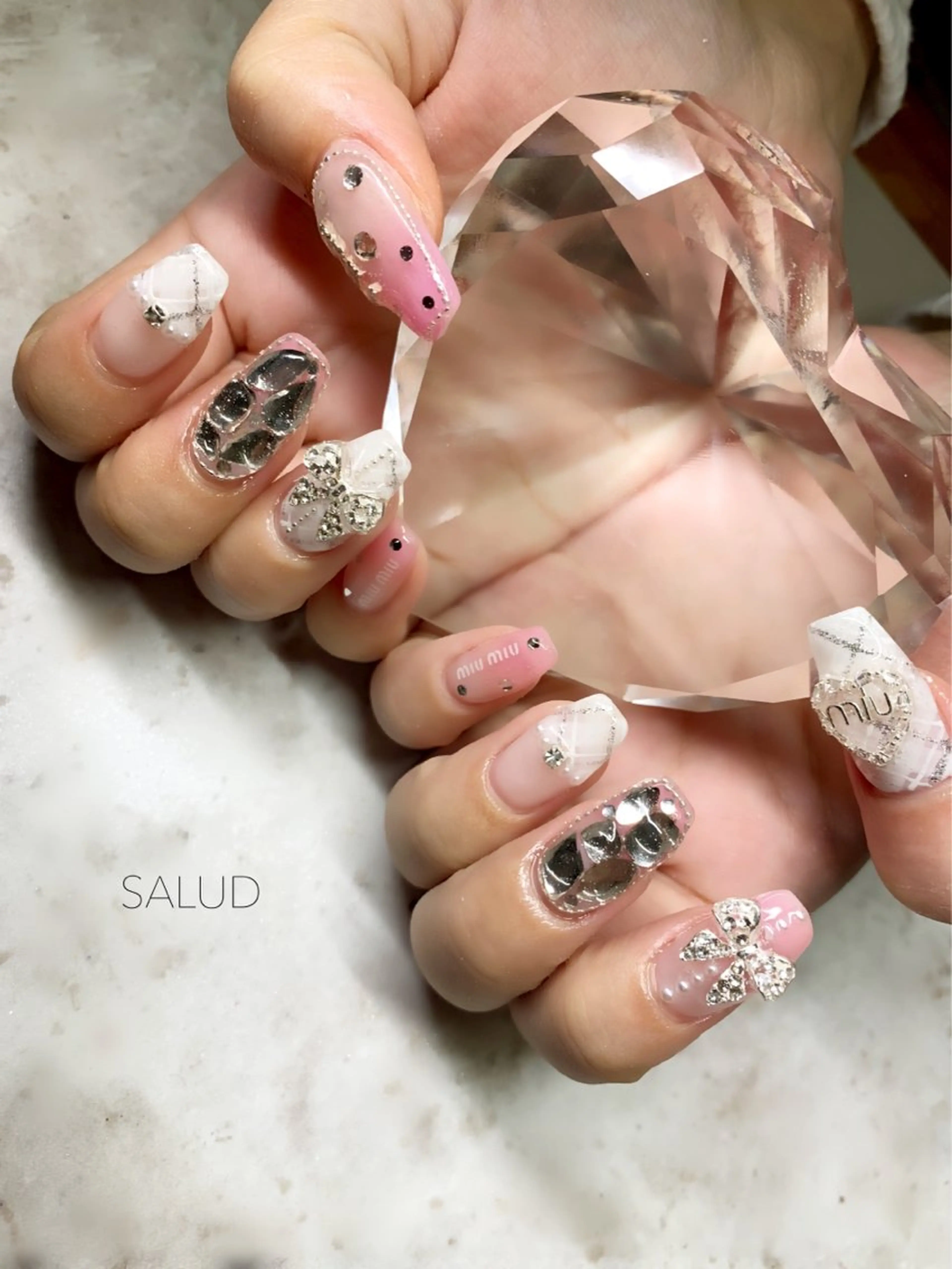 ネイル ハンドネイル Nail Salon SALUDのネイルデザイン
