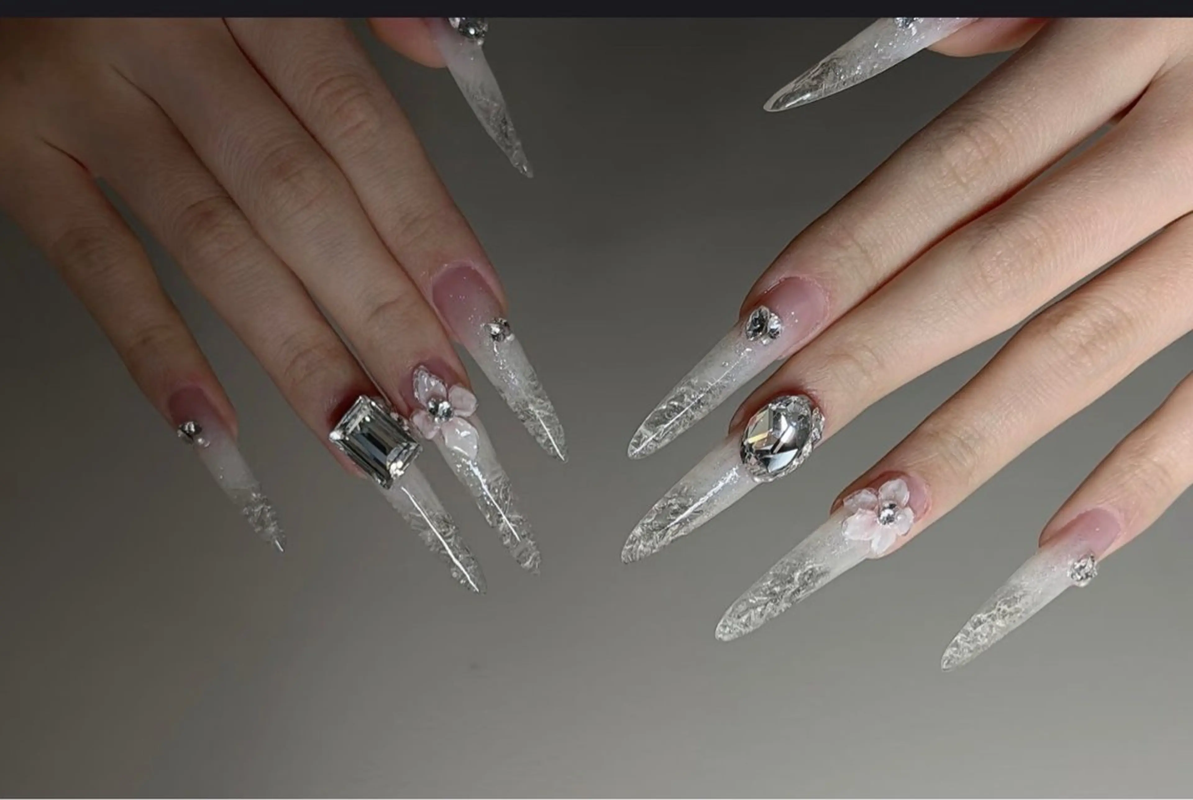 ネイル アートネイル ボルドー フレンチネイル ジェルネイル 氷ネイル・うるうるネイル ハンドネイル H.baby Nail Salonのネイルデザイン