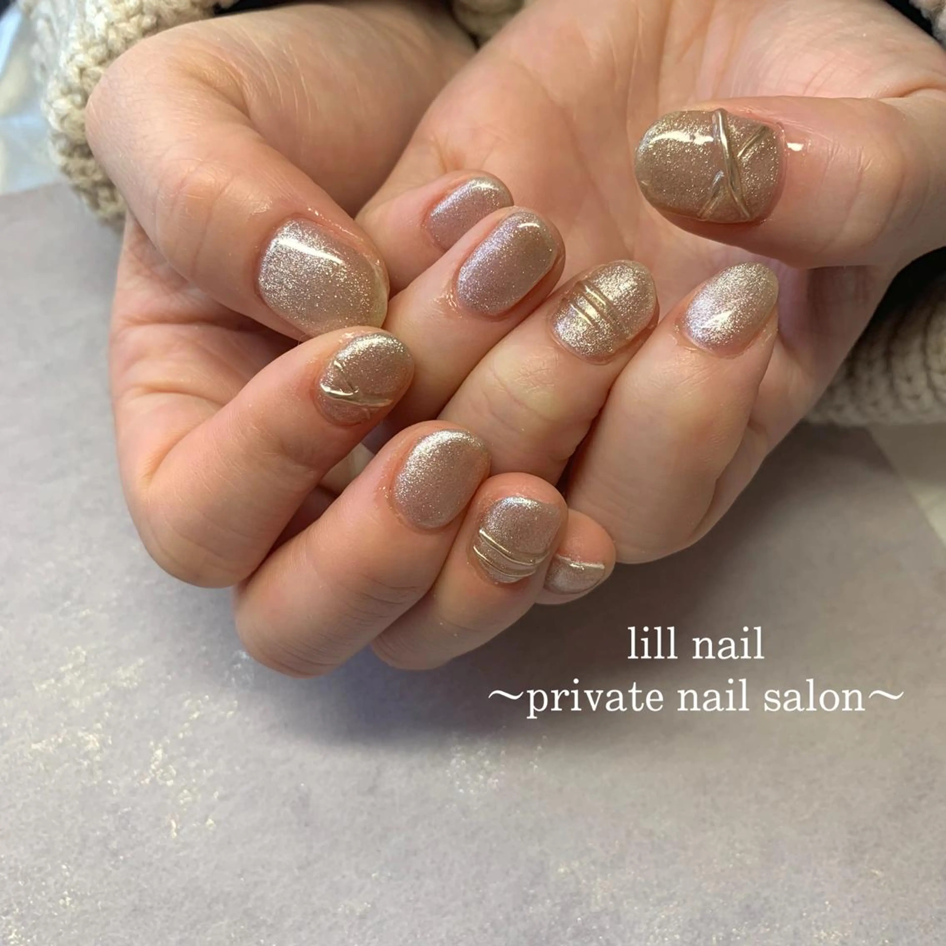 ミディアム pllia beautyのネイルデザイン