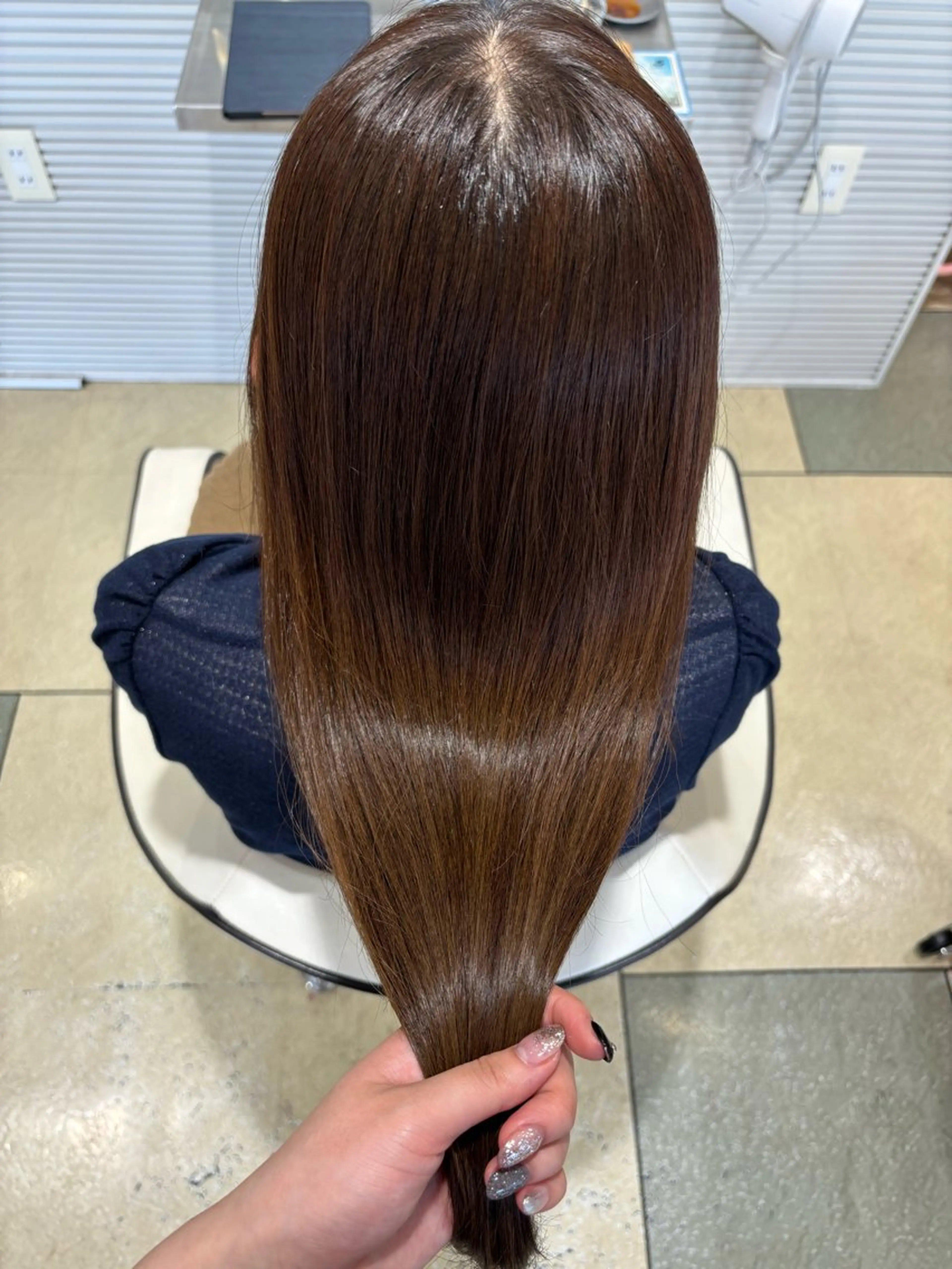 セミロング カラー オリーブカラー 髪質改善 トリートメント 透明感カラー/ くびれヘア/ユウユのヘアスタイル