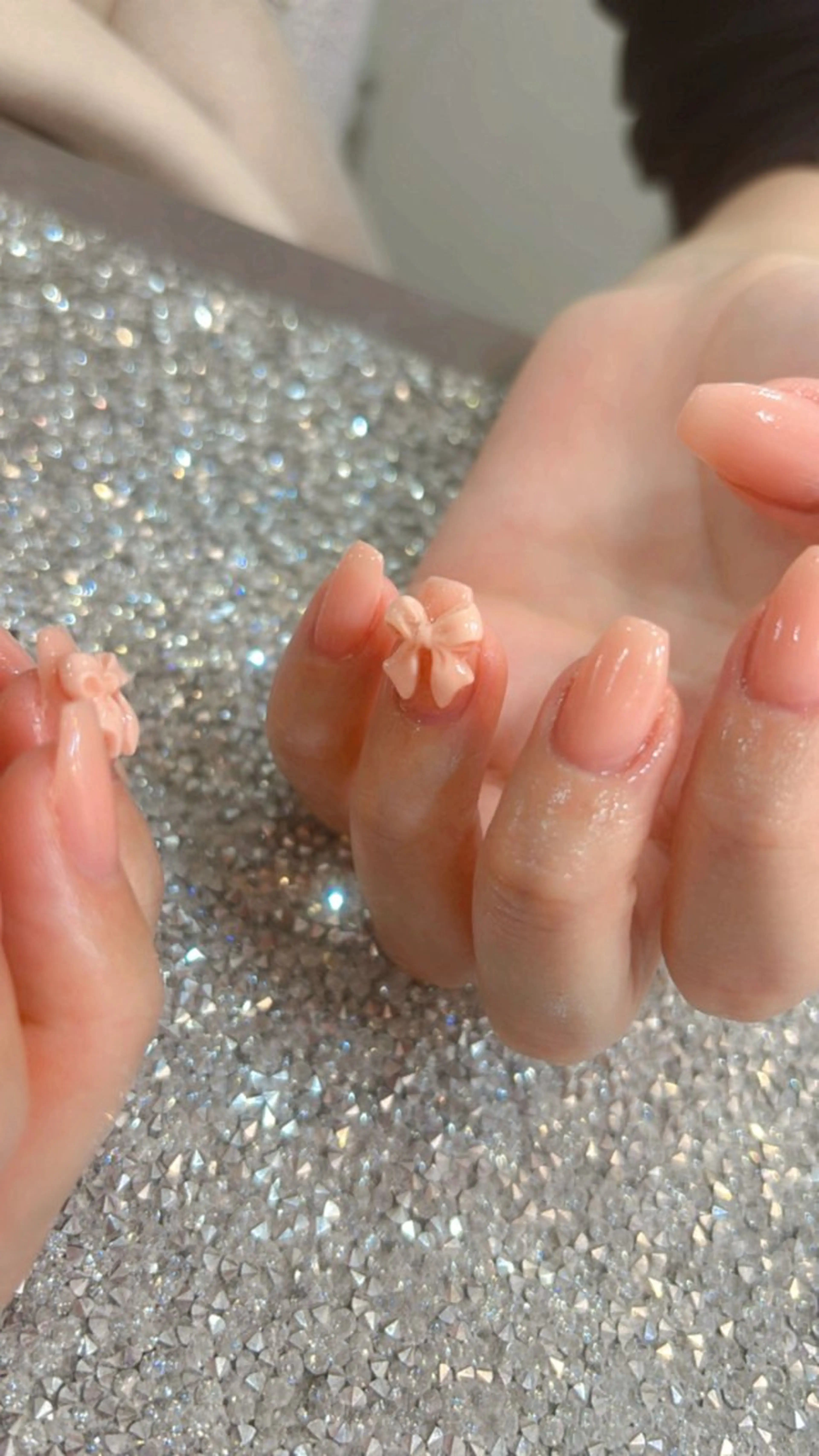 ネイル ワンカラーネイル リボン ハンドネイル 鶴橋wooone nail.rieのネイルデザイン