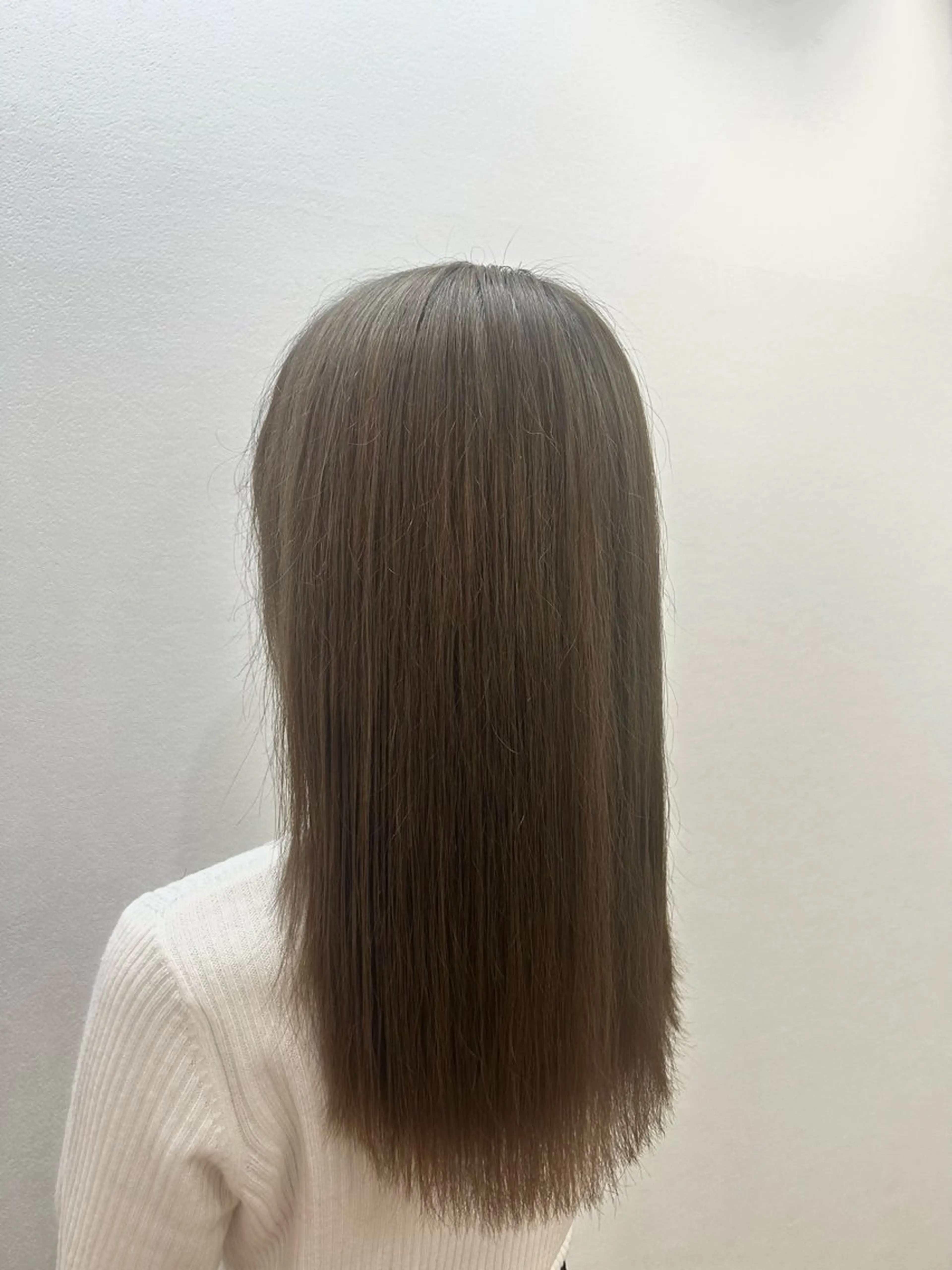 カラー 前田 愛弥の眉毛・アイブロウイメージ