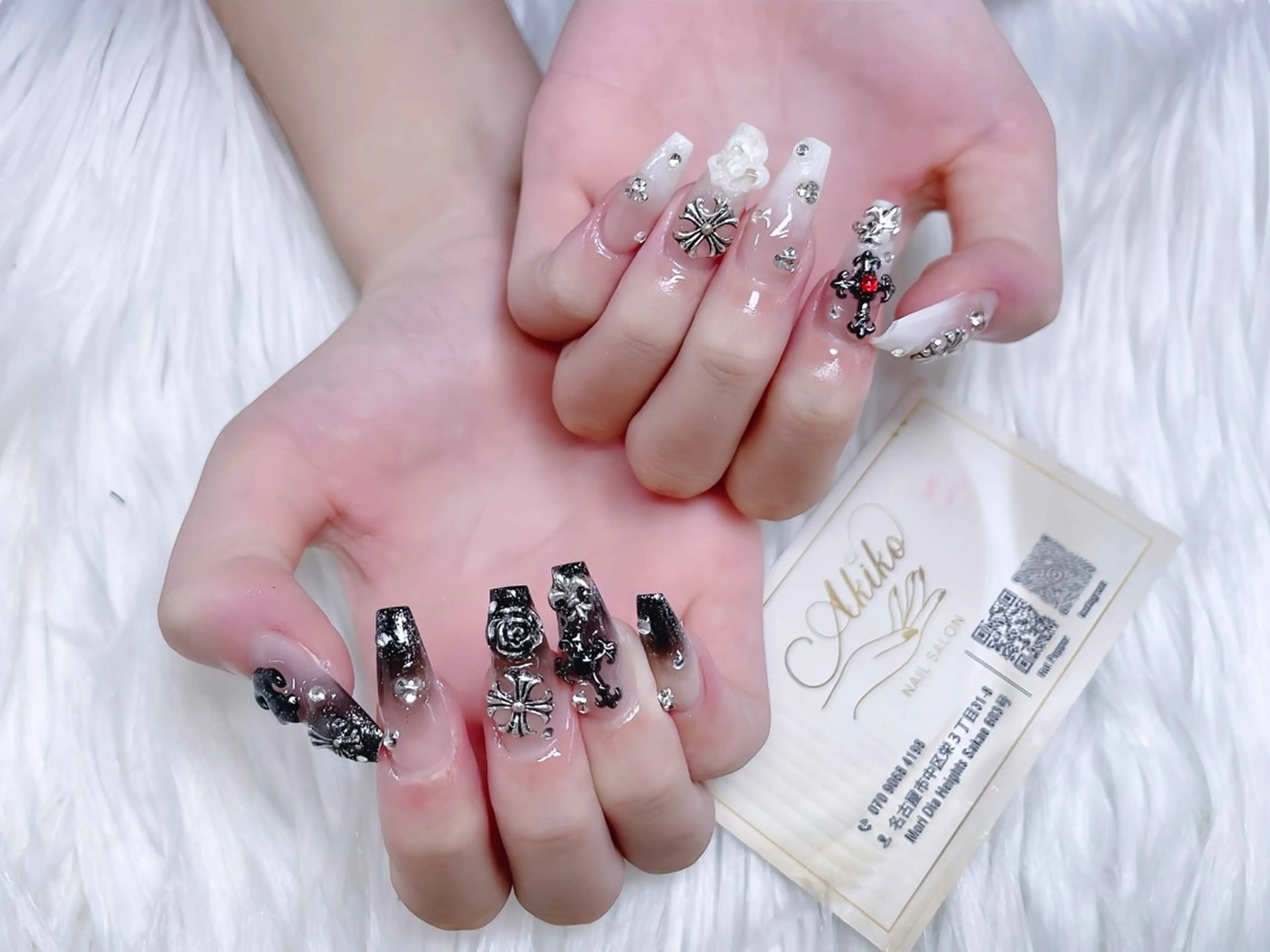 ネイル フットネイル ジェルネイル 韓国ネイル マグネットネイル 持ち込み Akiko ネイルサロン所属・AKIKO ネイルサロンのネイルデザイン