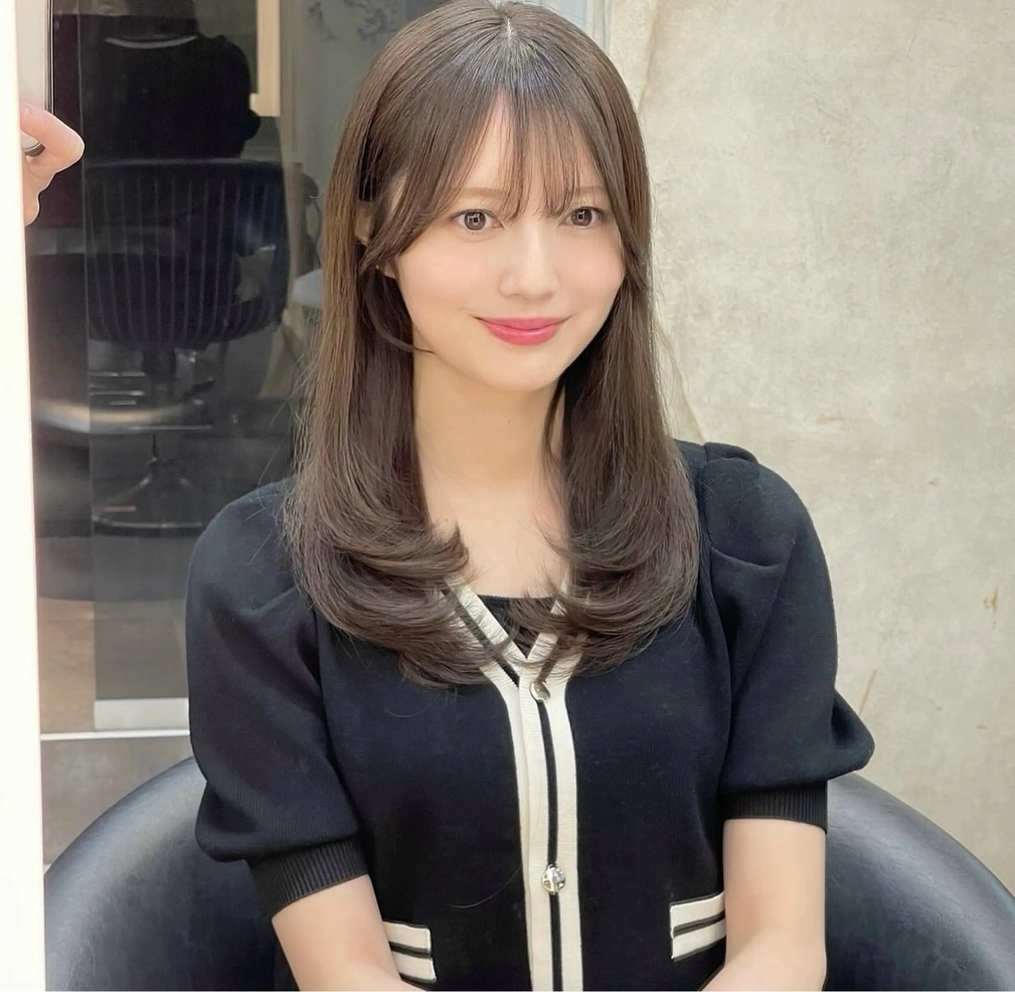 韓国っぽレイヤーカット✕カラー×1ステップトリートメントの写真