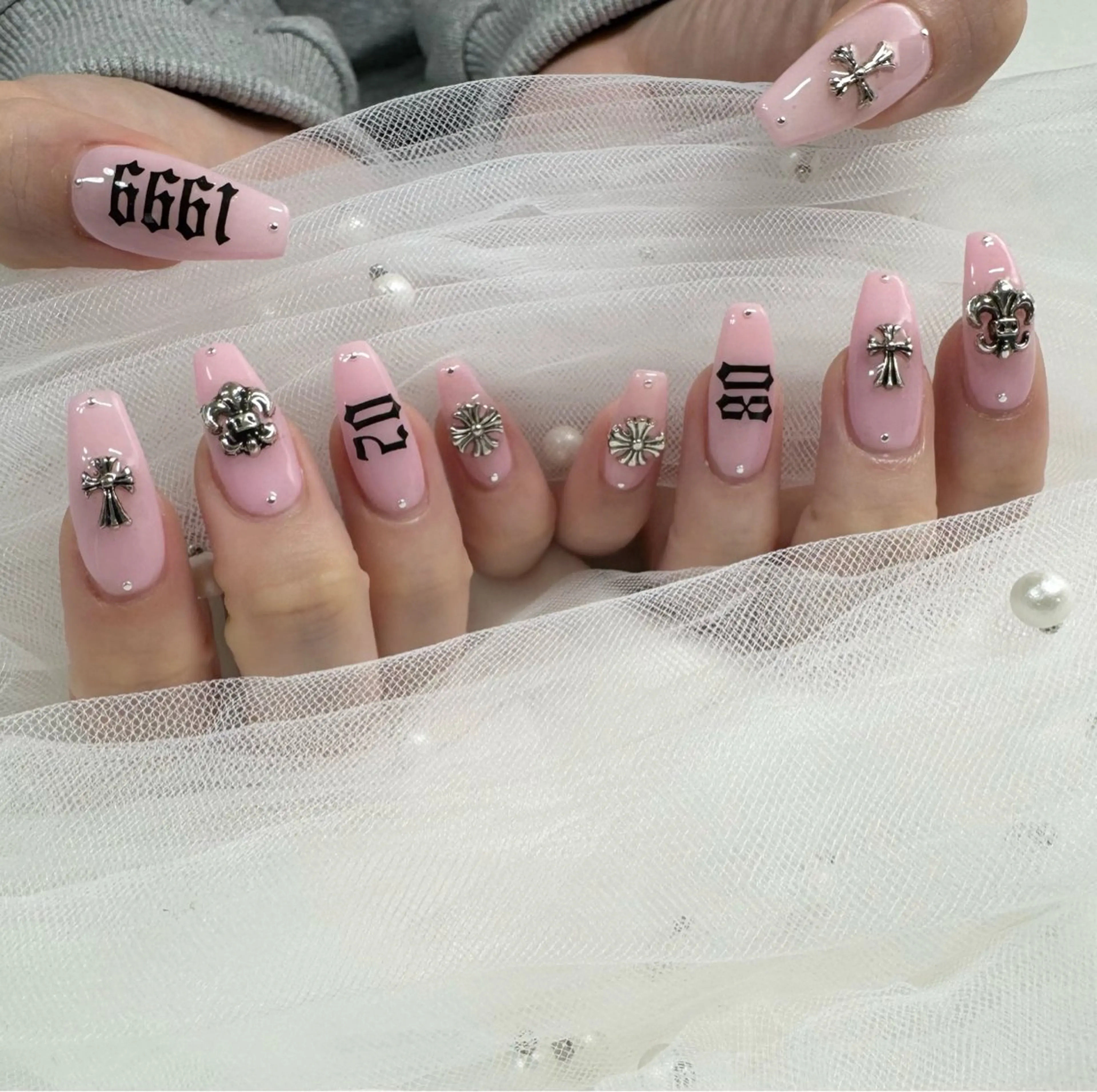 ネイル 東 千夏のネイルデザイン