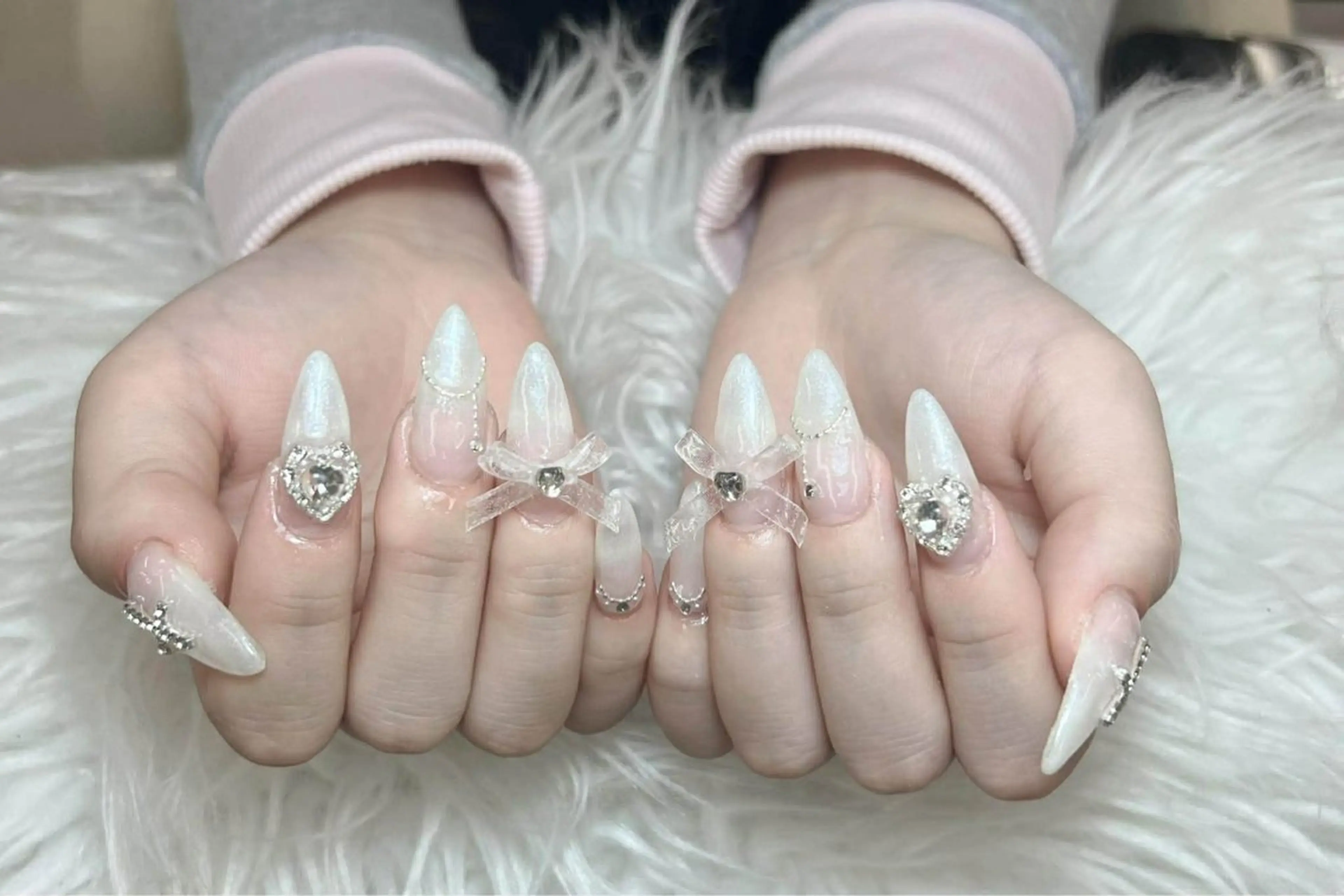 ネイル ハンドネイル ミン ゴテゴテネイルのネイルデザイン