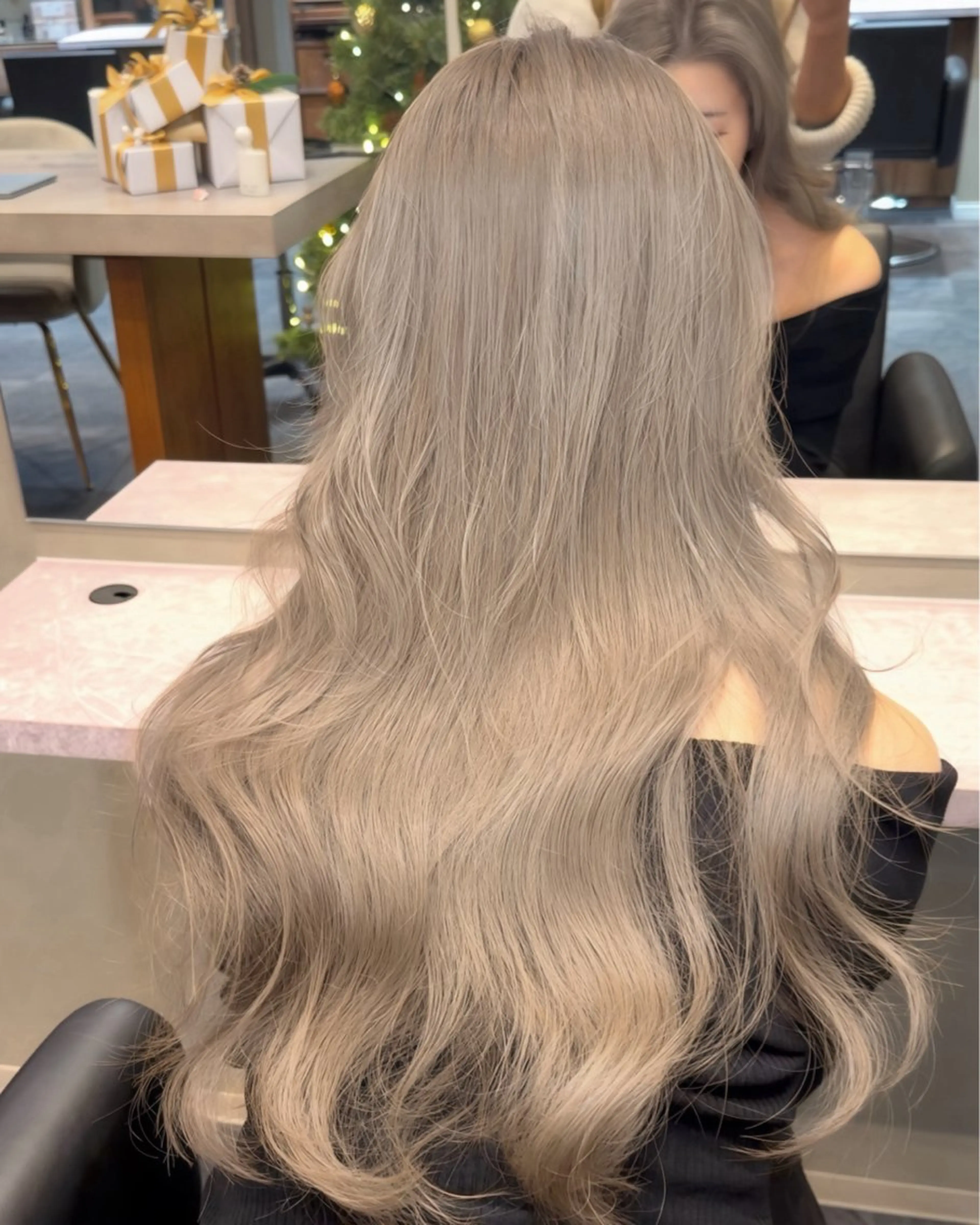 ロング カラー ヘアカラー 🇺🇸海外デザイン iCON TOKYOのヘアスタイル