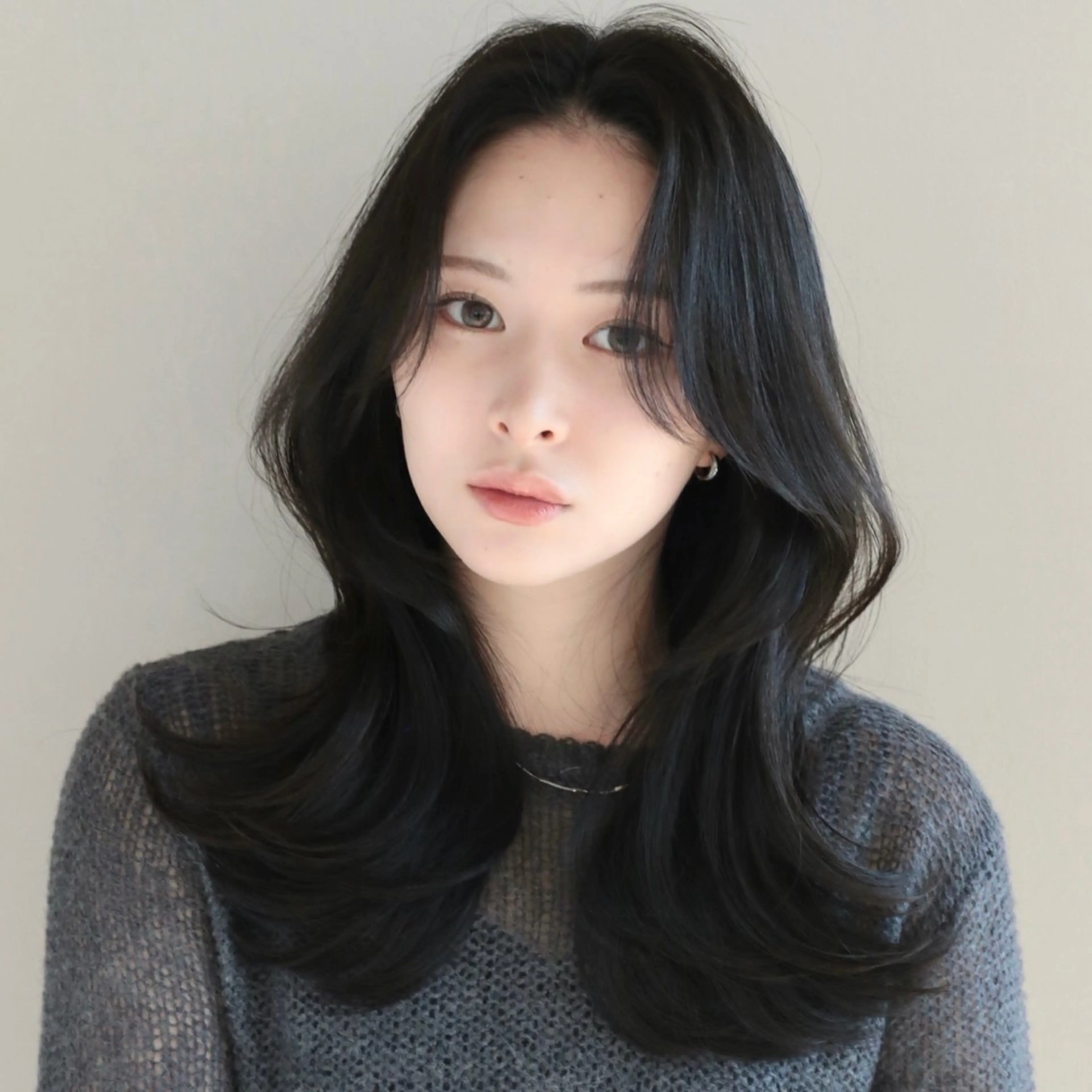 ミディアム カラー レイヤーカット 似合わせカット レイヤー/顔周り /透明感🩶高橋大のヘアスタイル