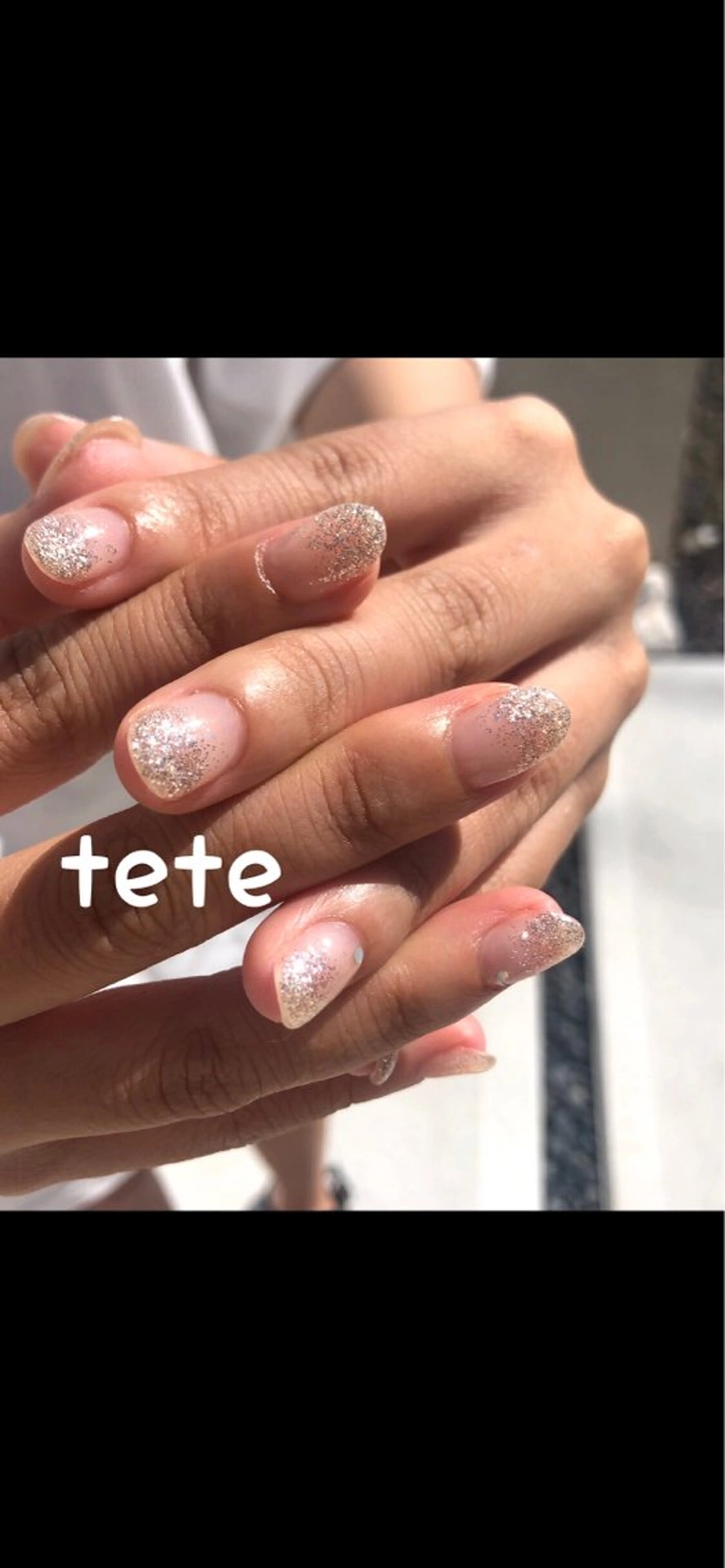 ネイル グラデーション キラキラネイル ラメ(グリッター) ラメグラデーション シルバー tete __のネイルデザイン