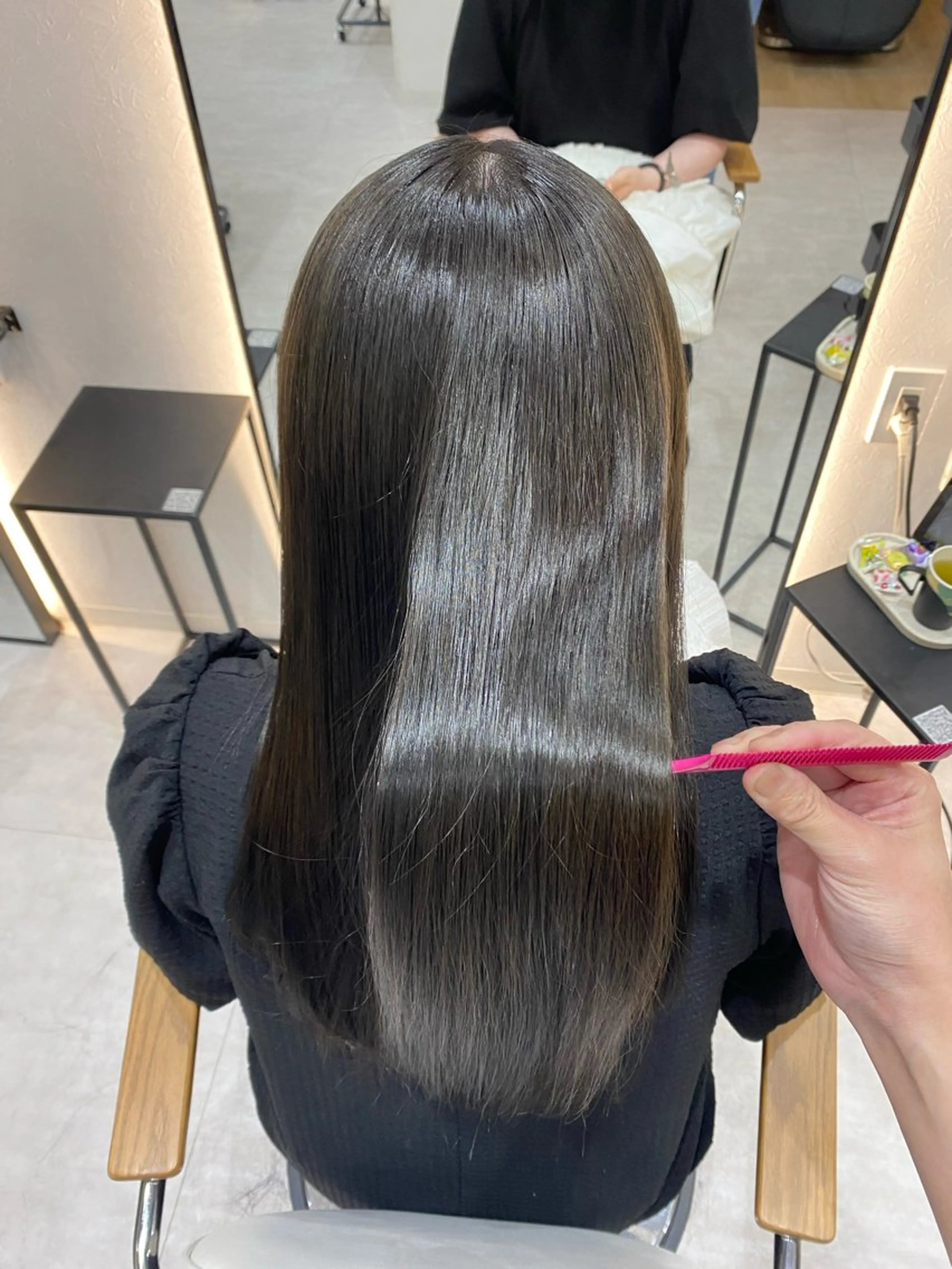 ロング カット ヘアカラー トリートメント 髪質改善/艶カラー 🎀レイヤーカットのヘアスタイル