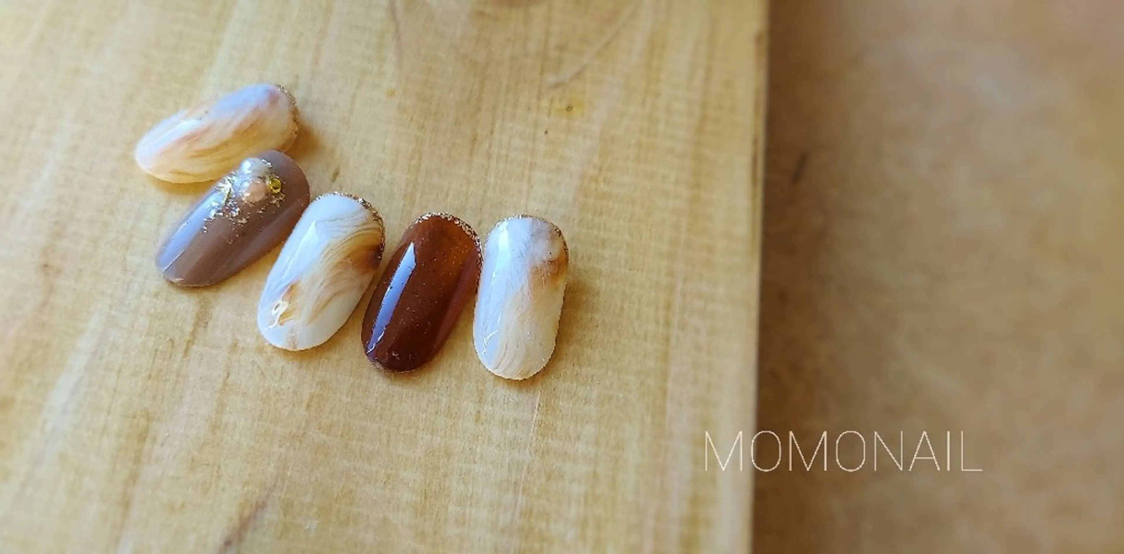 ショート MOMO NAILのネイルデザイン
