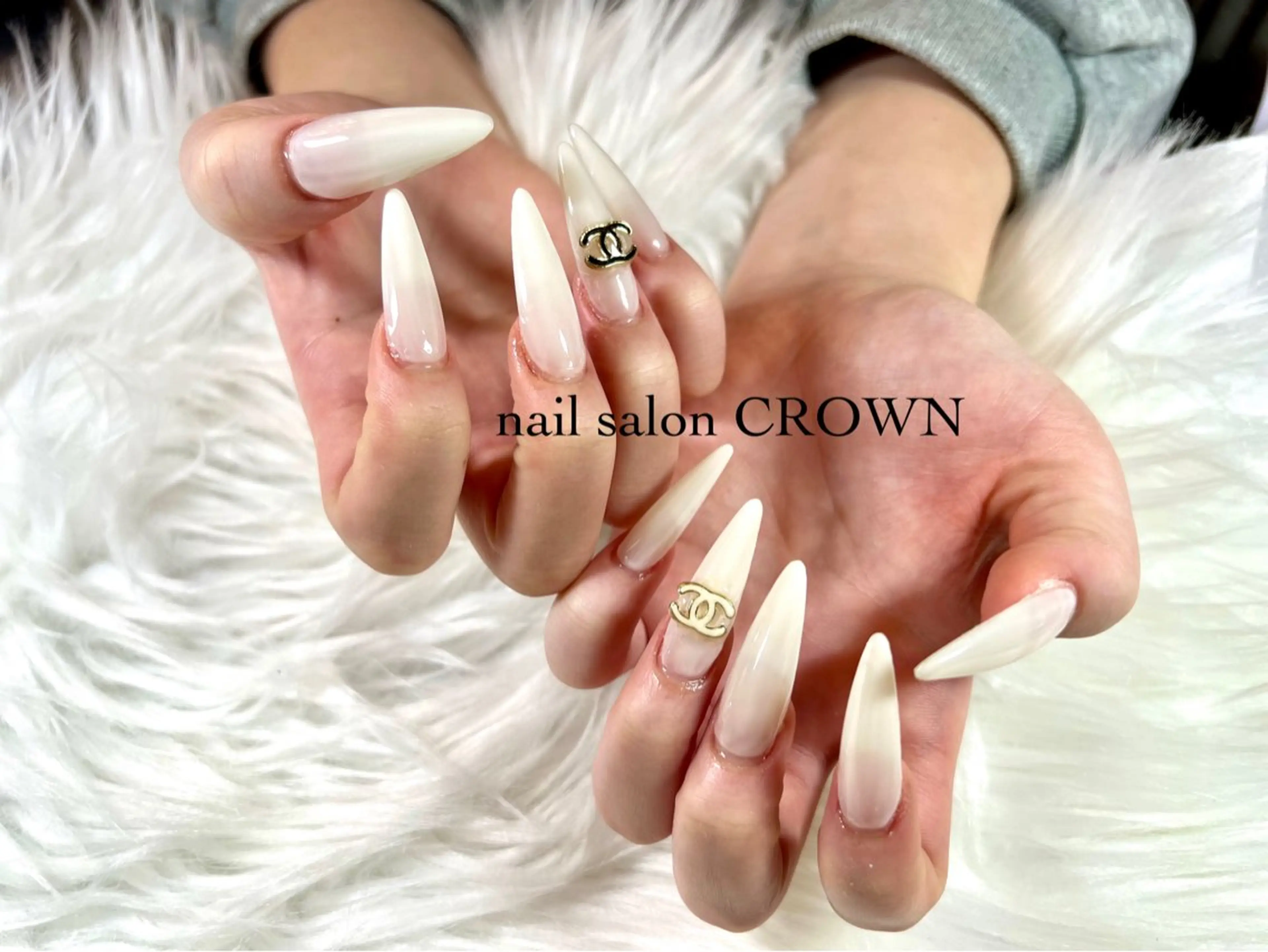 ネイル 長さ出し ワンカラーネイル スカルプネイル nail salon CROWNのネイルデザイン