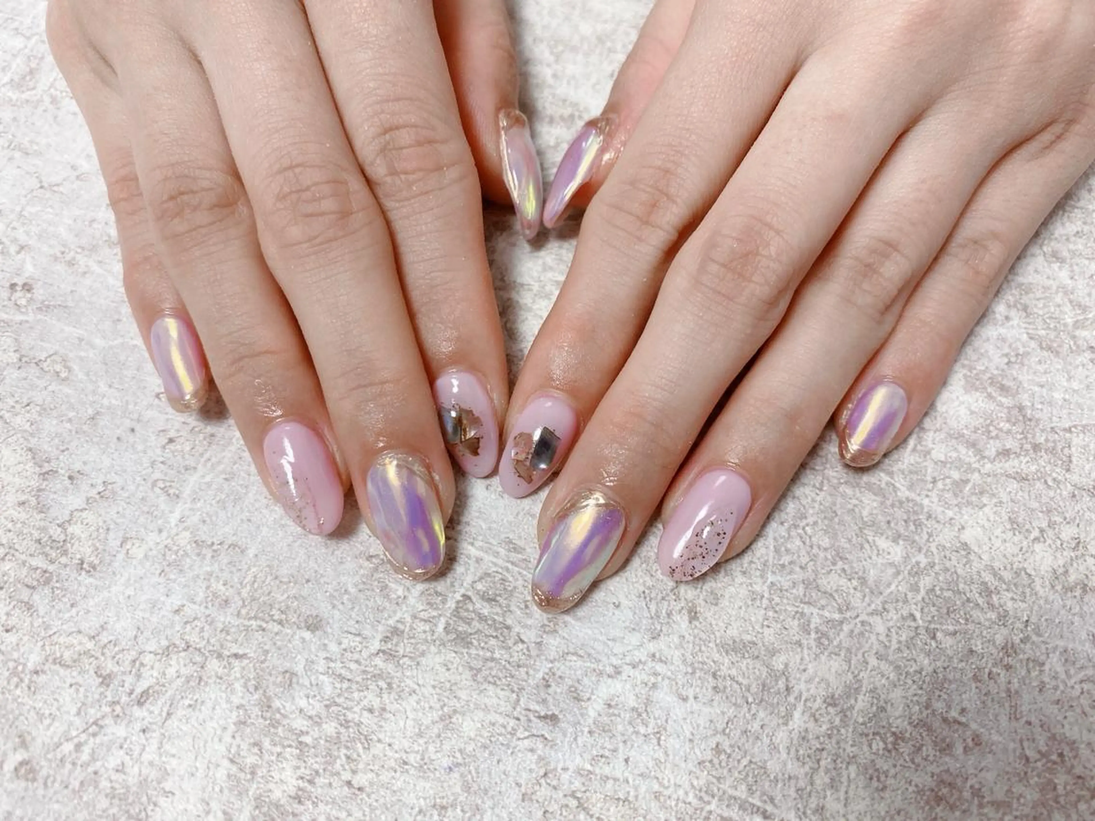 ネイル mogunail &blowのネイルデザイン