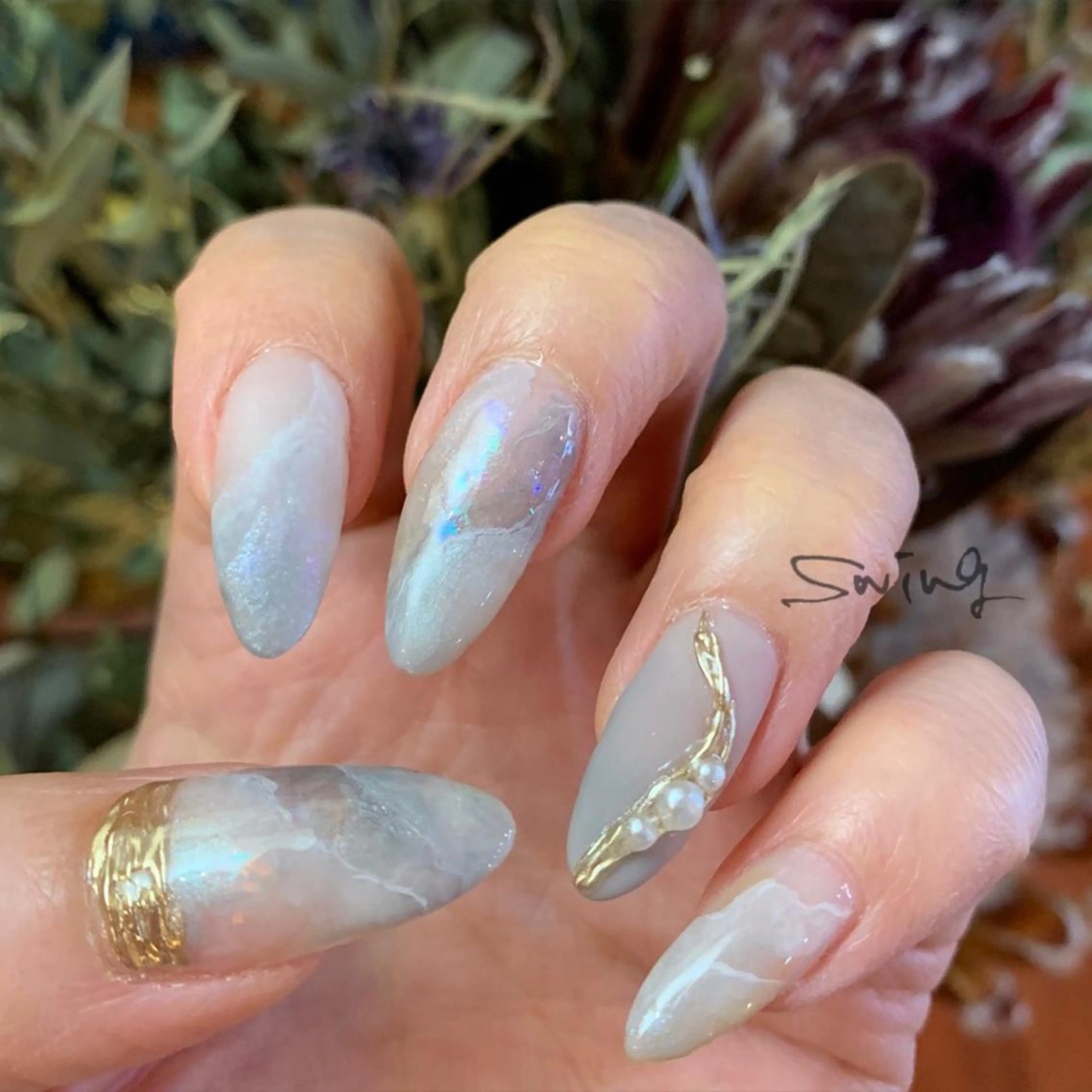 ネイル ニュアンスネイル SWING Nail Salon所属・Yoshida Takakoのネイルデザイン