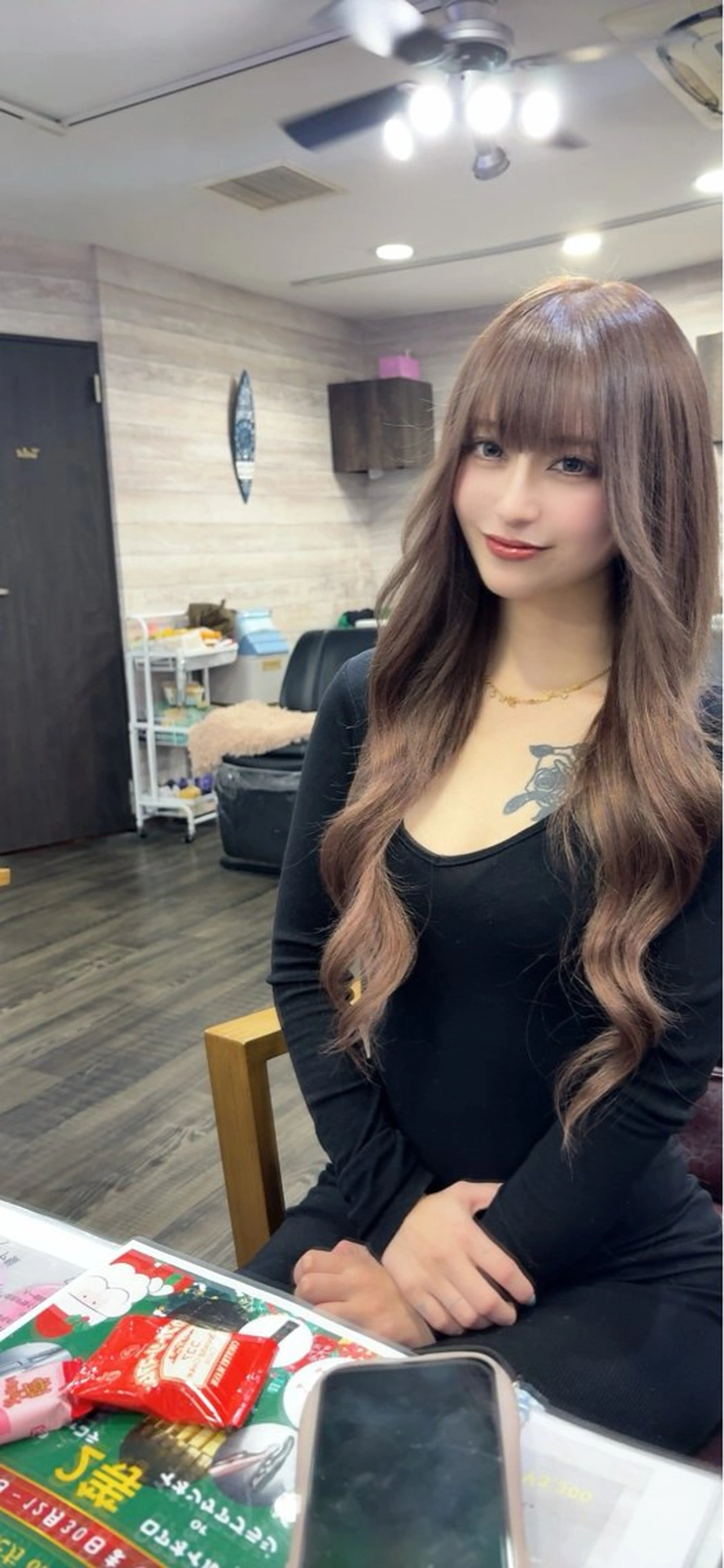 ロング シールエクステ エクステ ヘアカラー エクステ LOCO/ Koukiのヘアスタイル