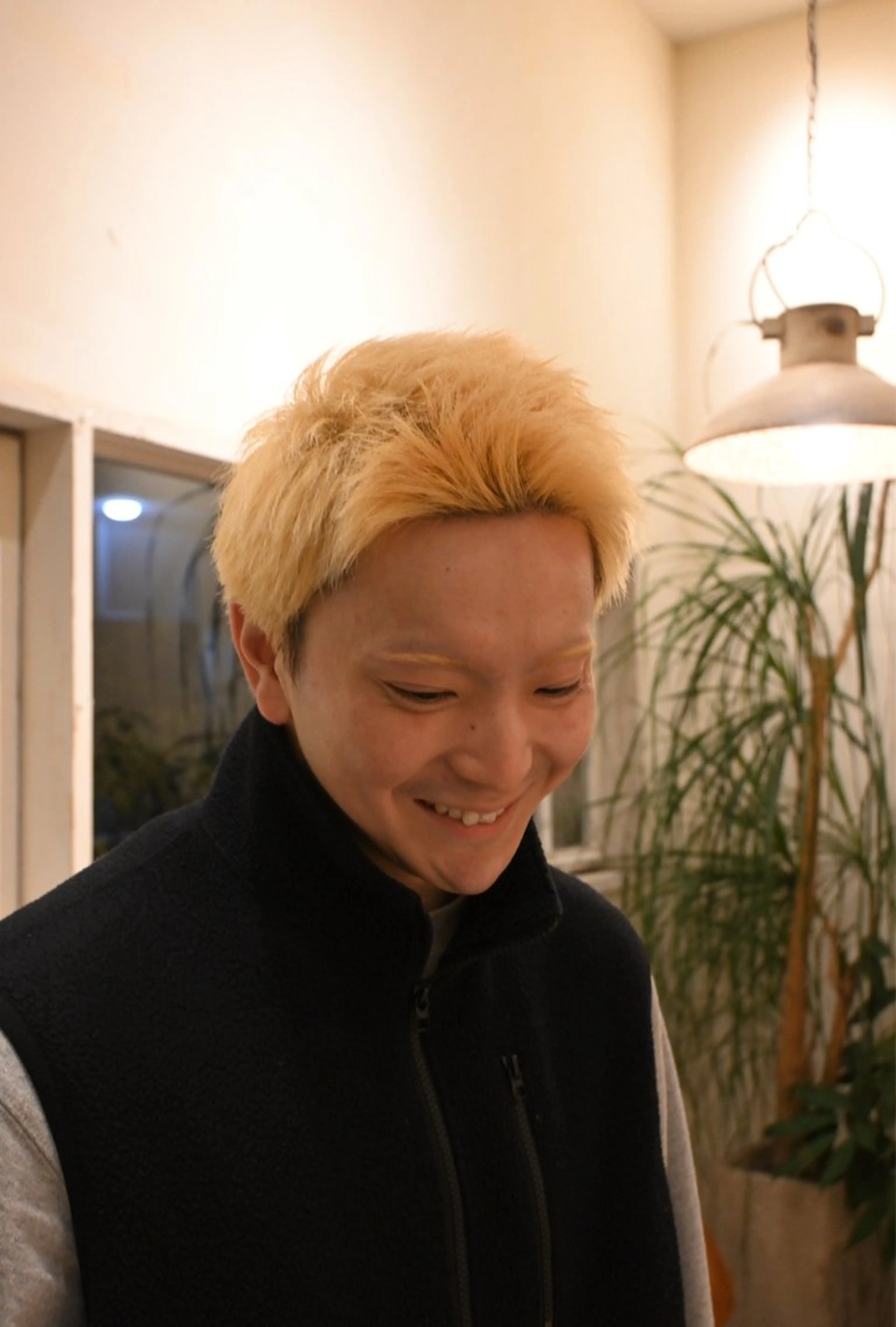 カラー メンズ メンズブリーチ ブリーチ 抜きっぱなしブロンド ブロンド 大髙 まりののヘアスタイル