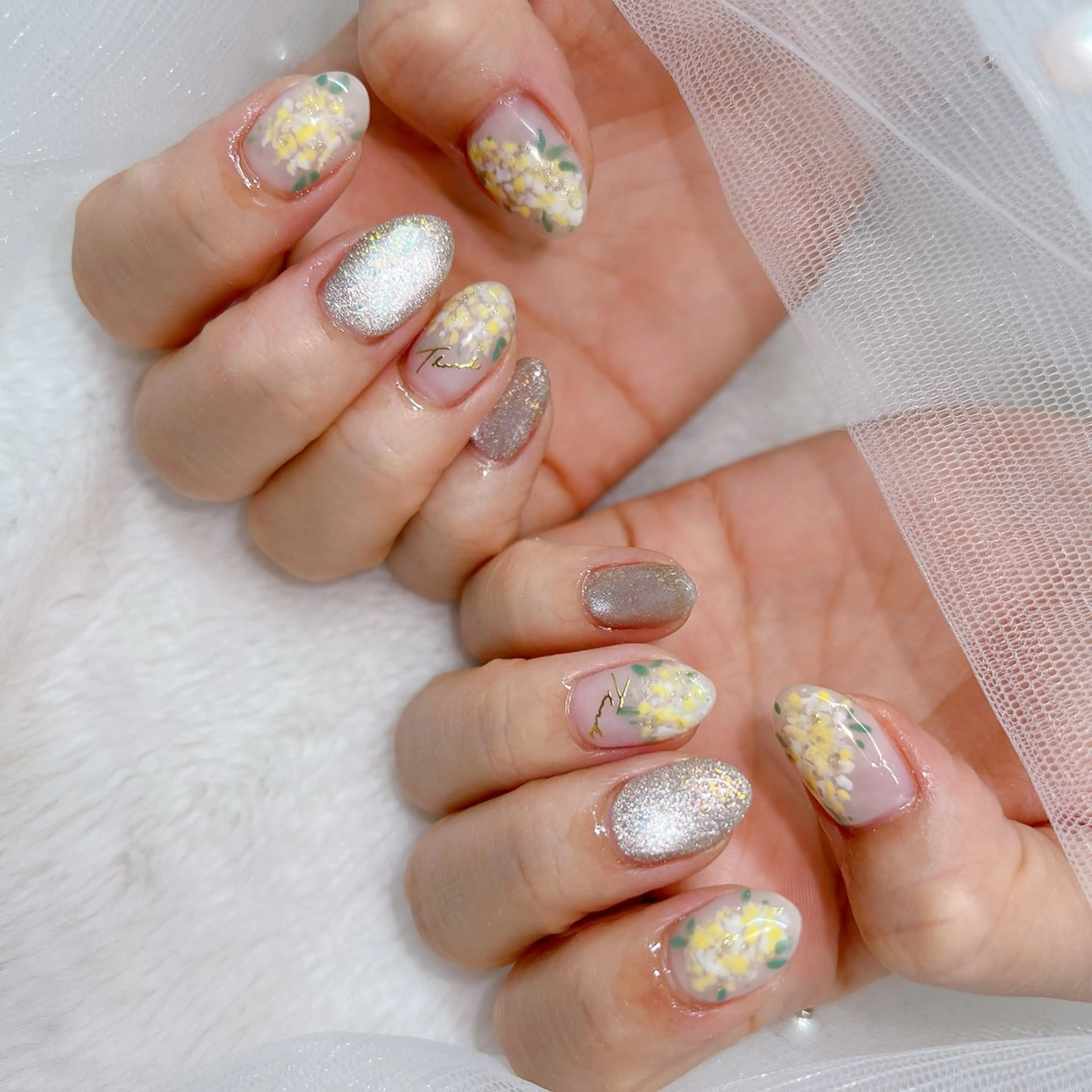 ネイル ハンドネイル Emi lyのネイルデザイン