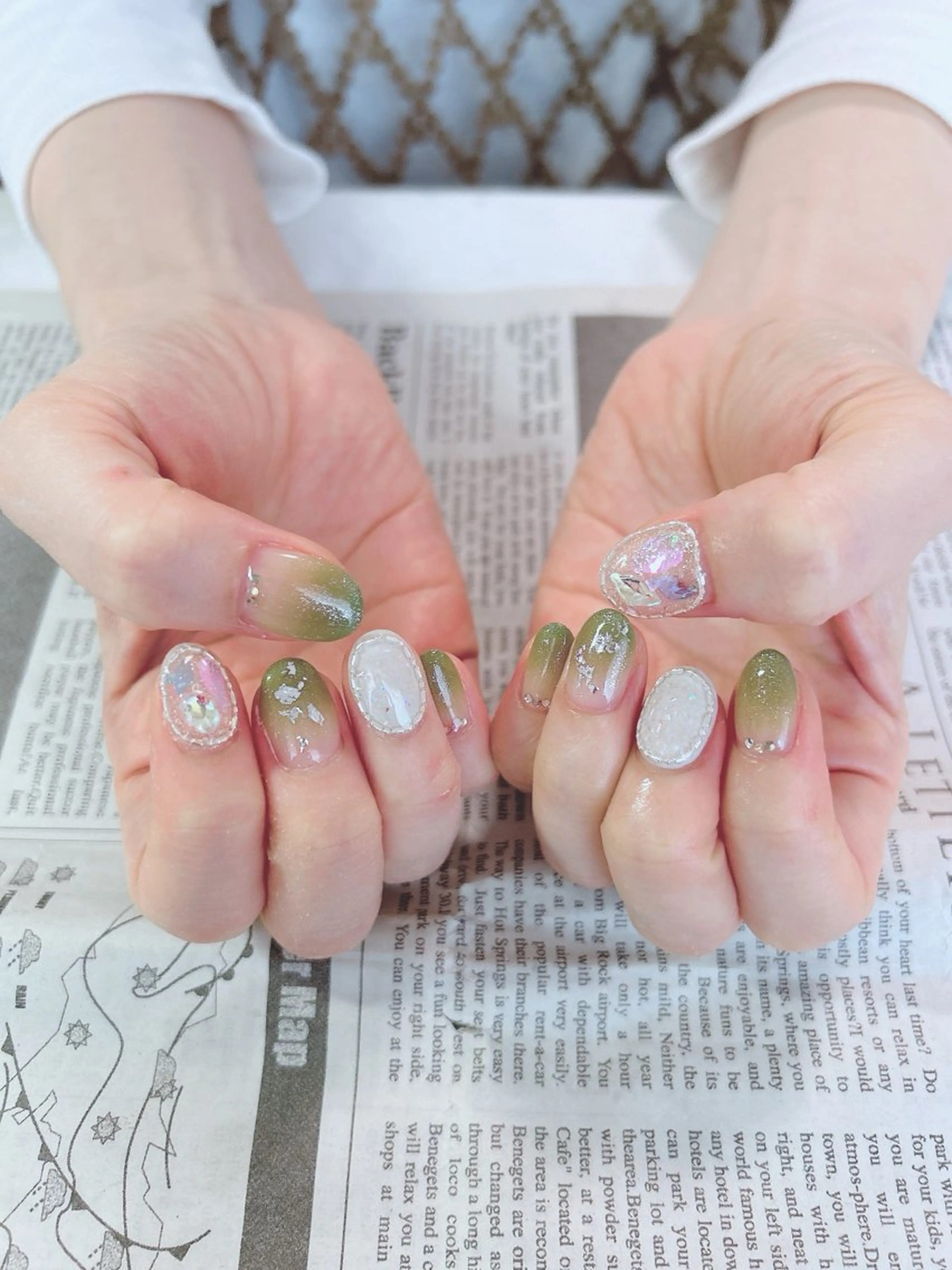 ネイル ハンドネイル ハンドケア 森山 舞のネイルデザイン