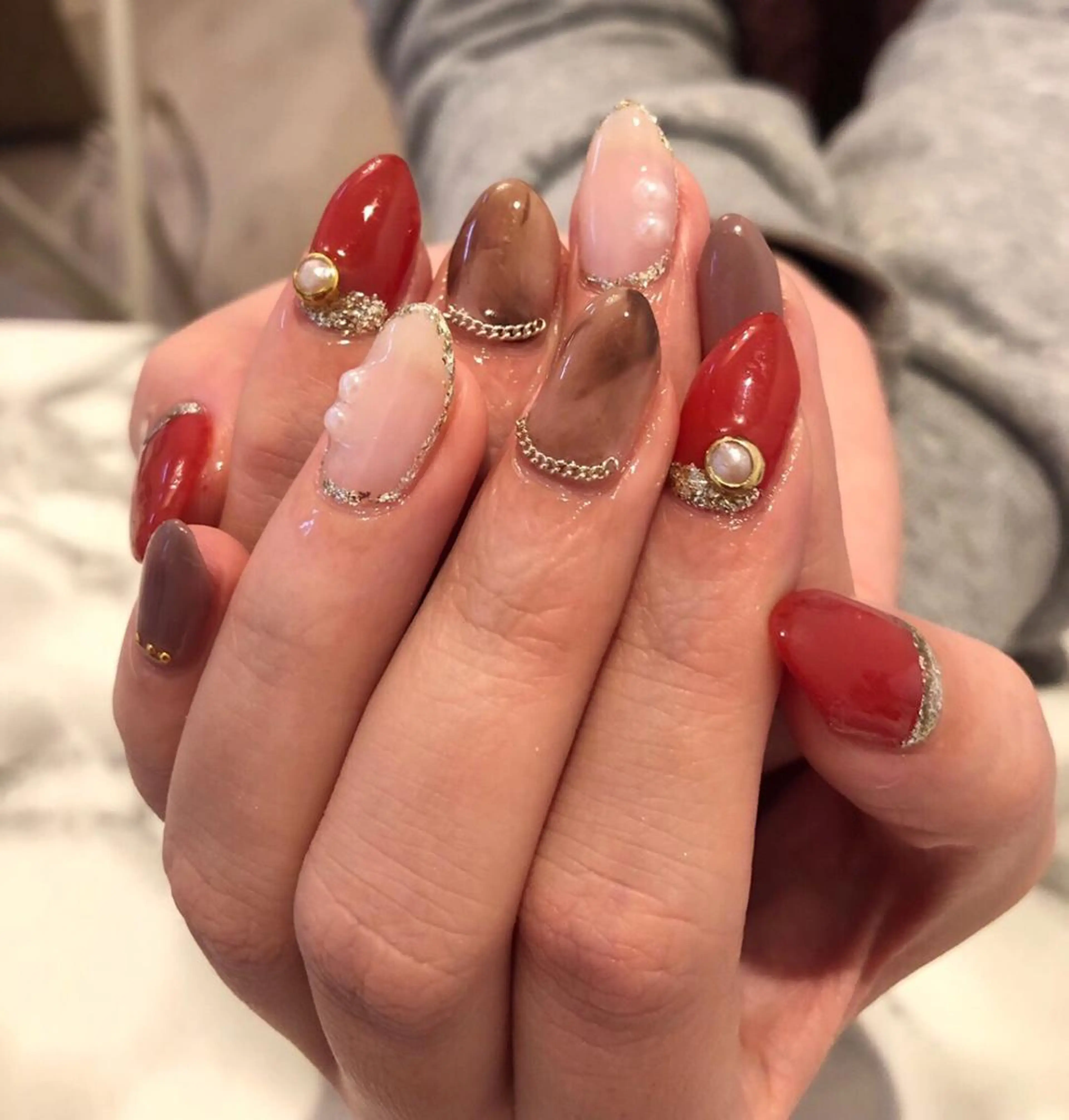 ネイル juedi nail(木曜日のネイル)所属・juedi nail 〜木曜日のネイル〜のネイルデザイン