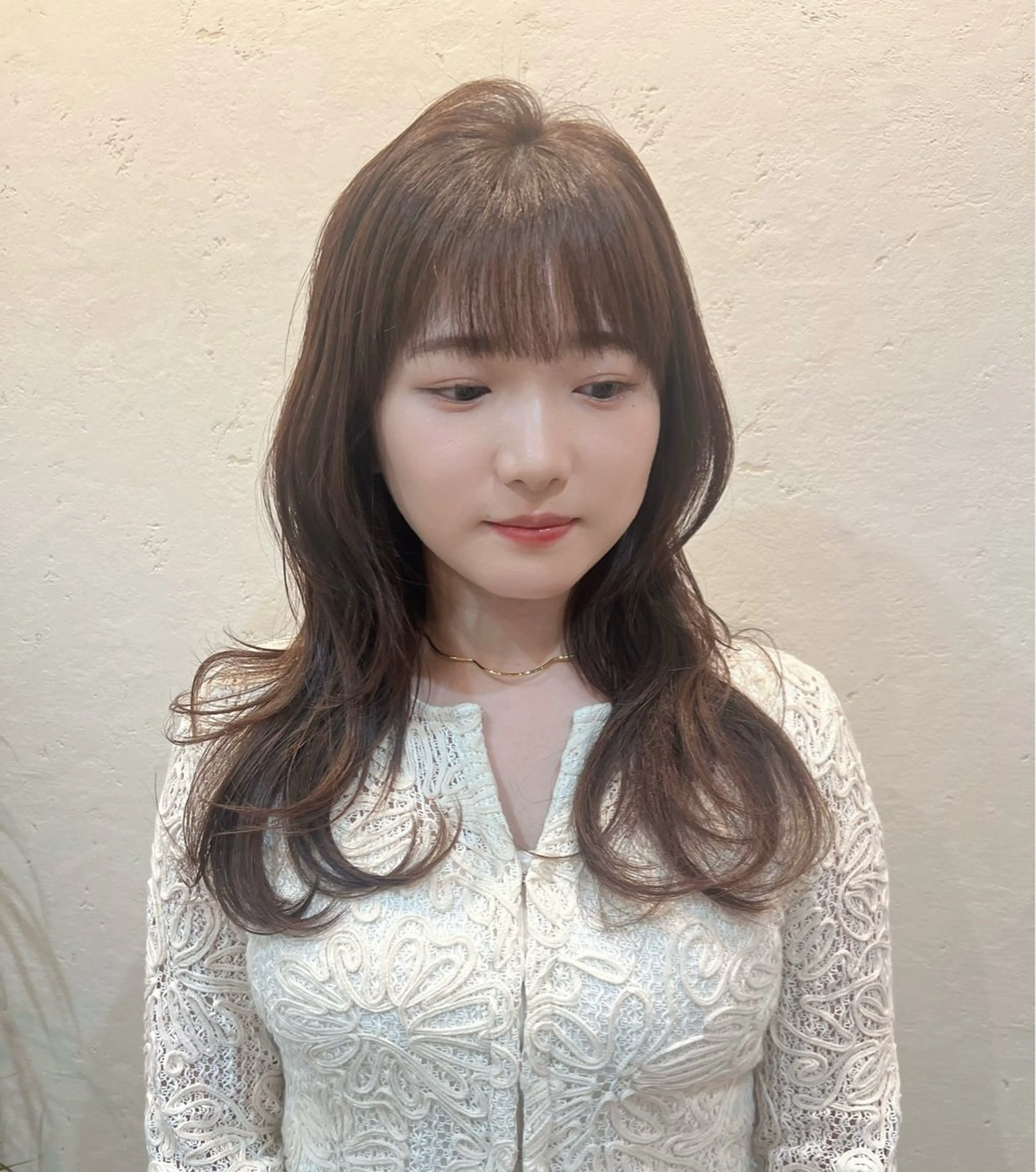 ロング カラー ベージュカラー カット ヘアカラー トリートメント 工藤 梨花のヘアスタイル