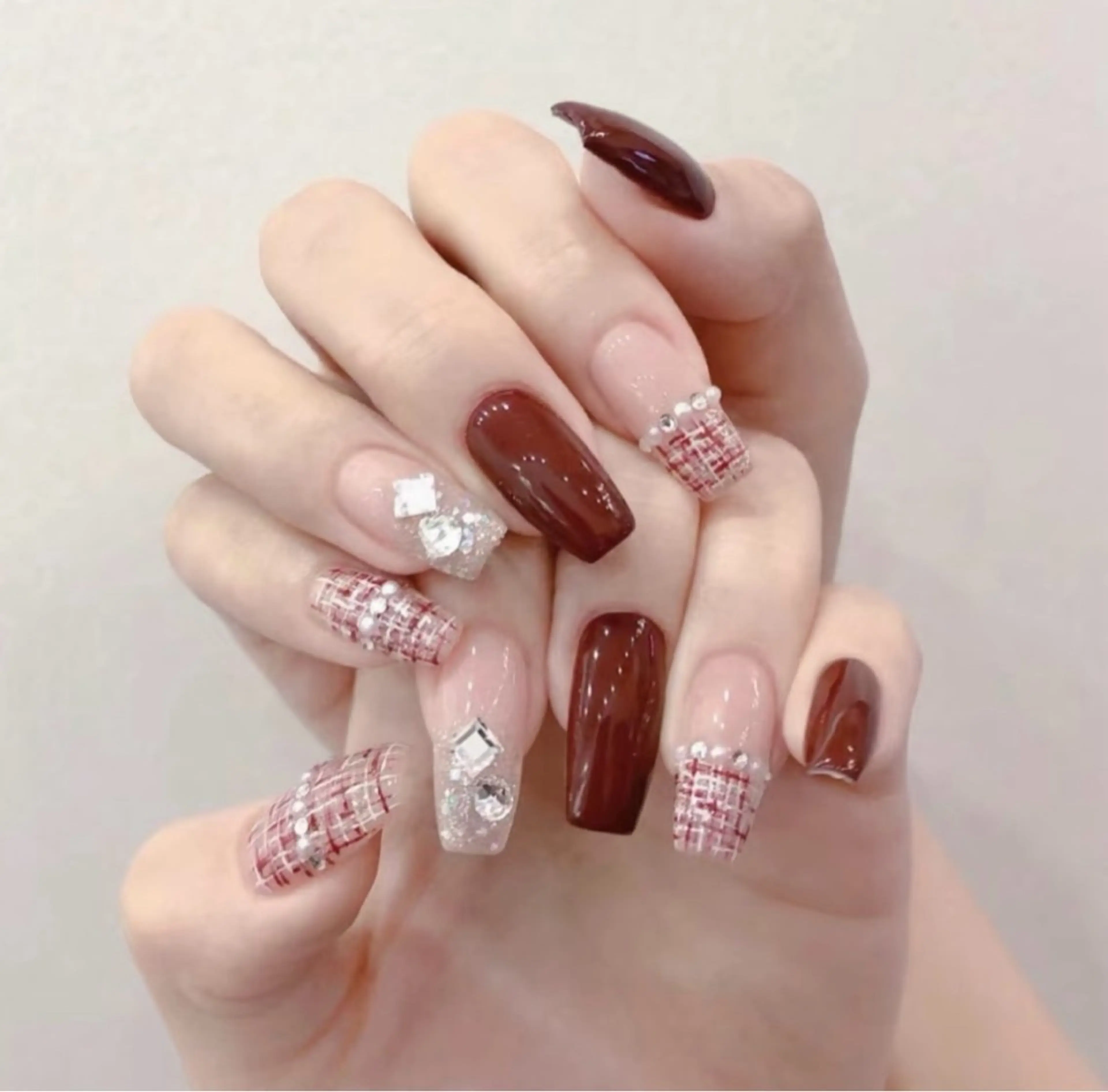 ネイル HIN NAILのネイルデザイン